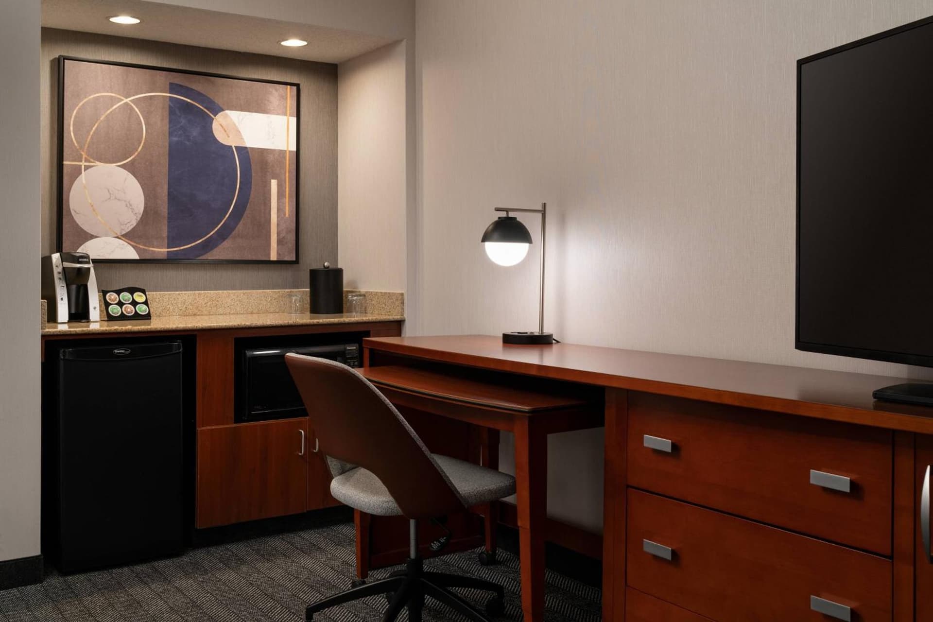 Courtyard by Marriott Bakersfield gallery photo in Bakersfield, CA — image 16