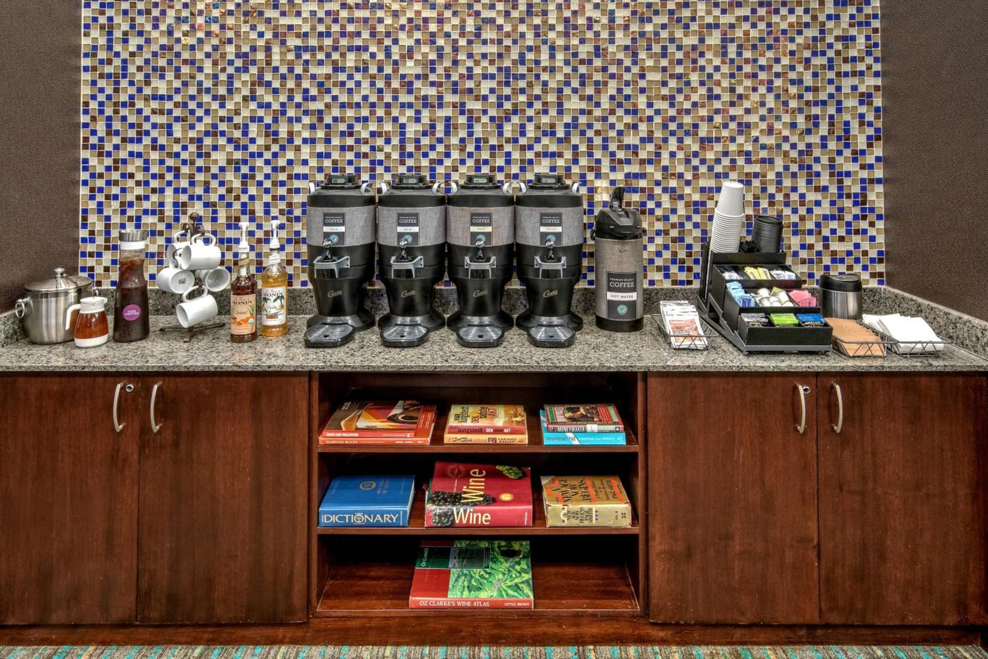 Residence Inn Norfolk Downtown gallery photo in Norfolk, VA — image 16