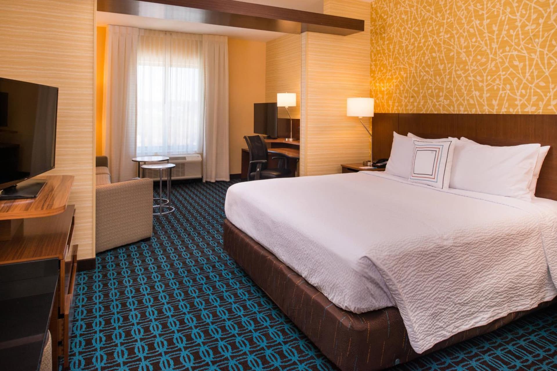 Fairfield Inn & Suites by Marriott Akron Stow interior in Stow, OH — gallery photo 2