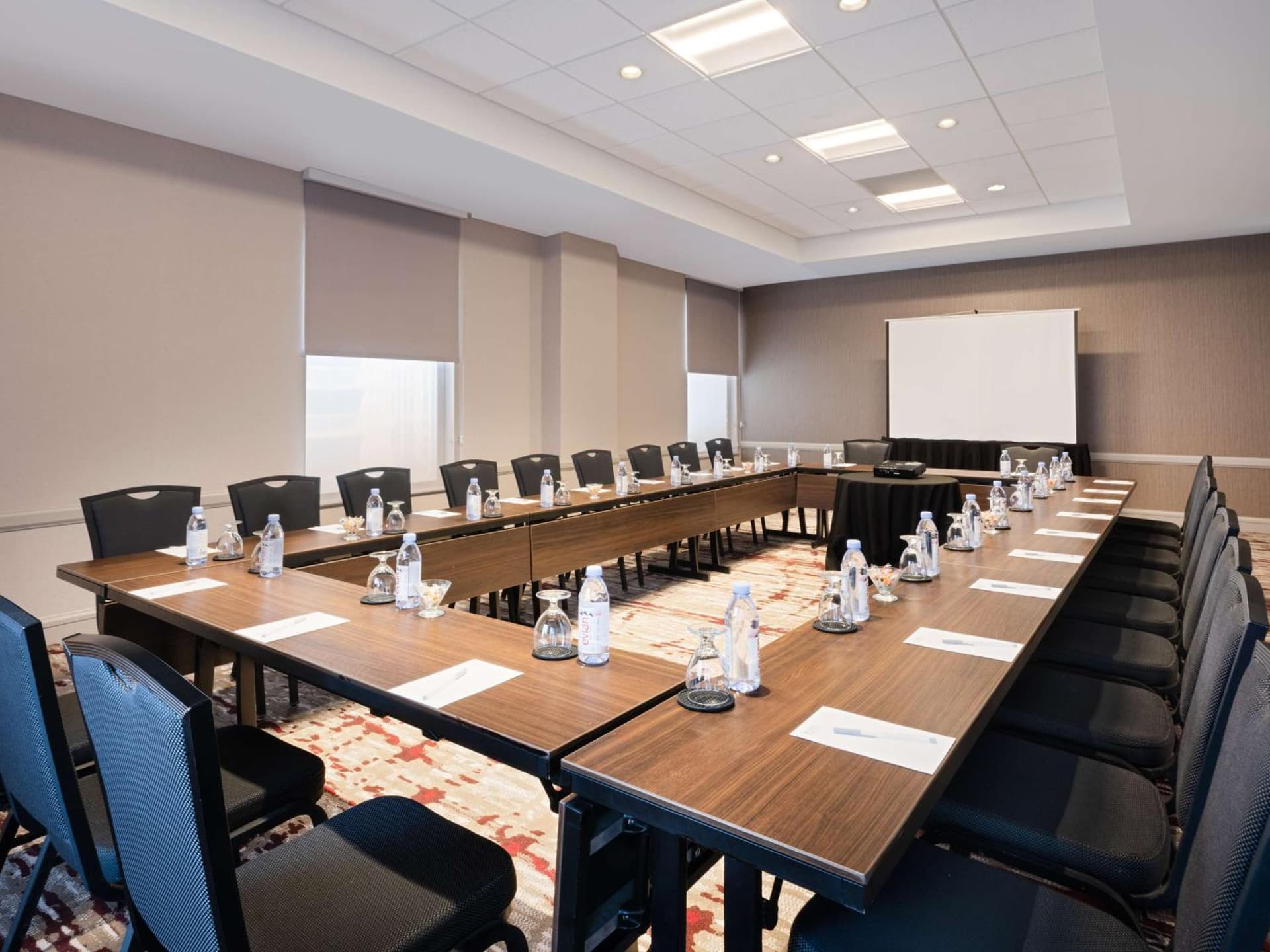 Hilton Garden Inn Chicago Downtown/Magnificent Mile gallery photo in Chicago, IL — image 22