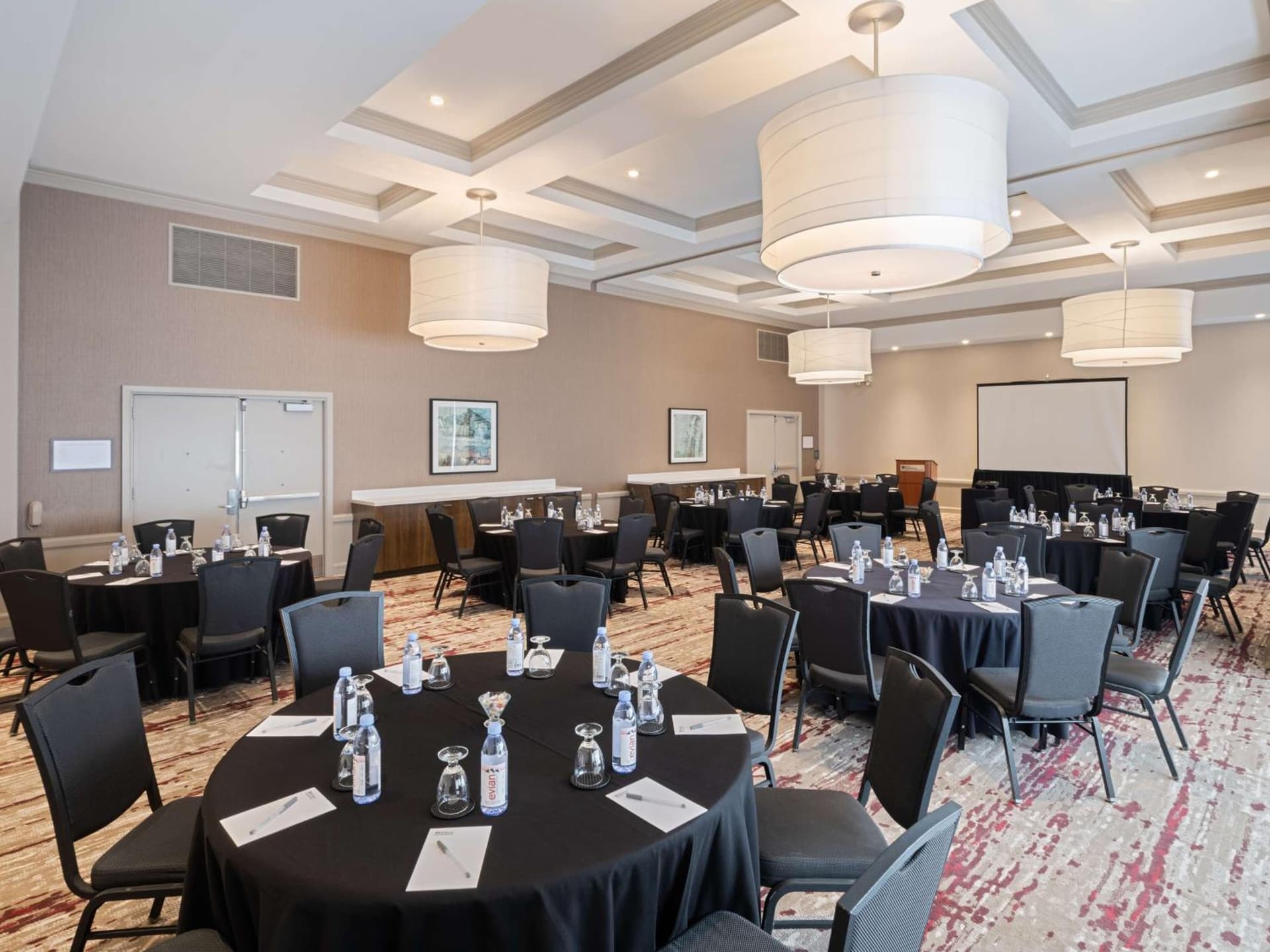 Hilton Garden Inn Chicago Downtown/Magnificent Mile gallery photo in Chicago, IL — image 13