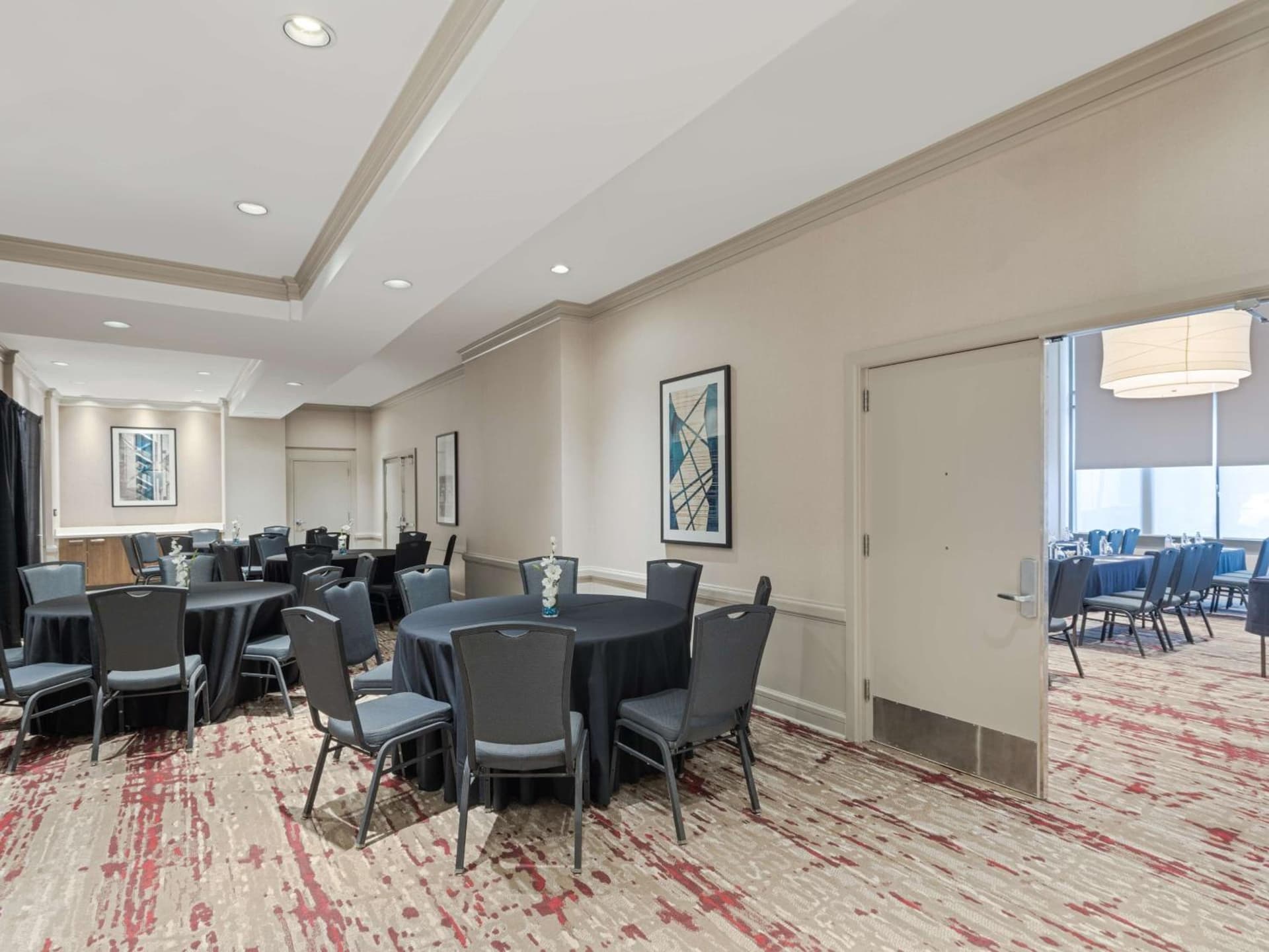 Hilton Garden Inn Chicago Downtown/Magnificent Mile gallery photo in Chicago, IL — image 49