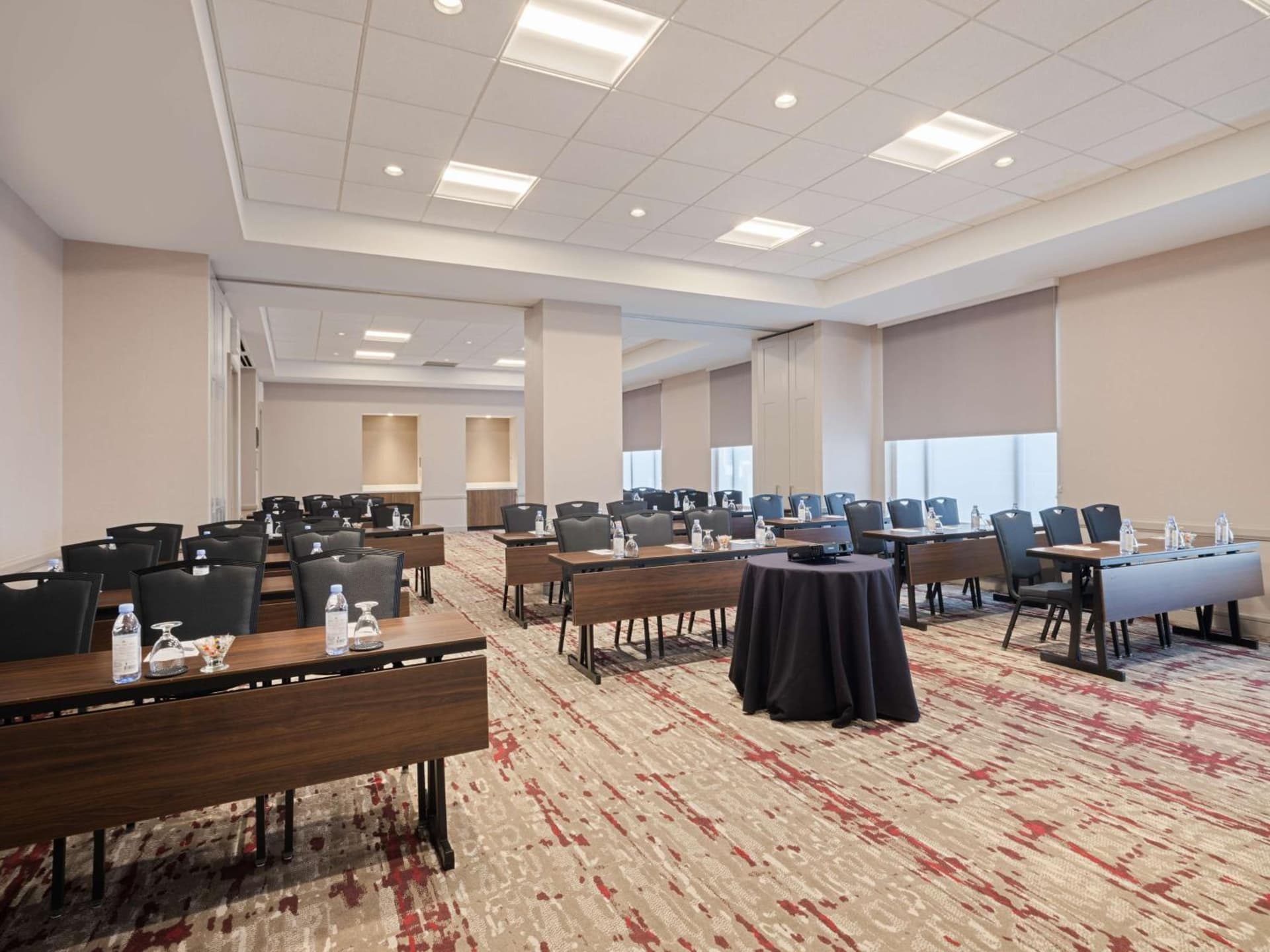 Hilton Garden Inn Chicago Downtown/Magnificent Mile gallery photo in Chicago, IL — image 28