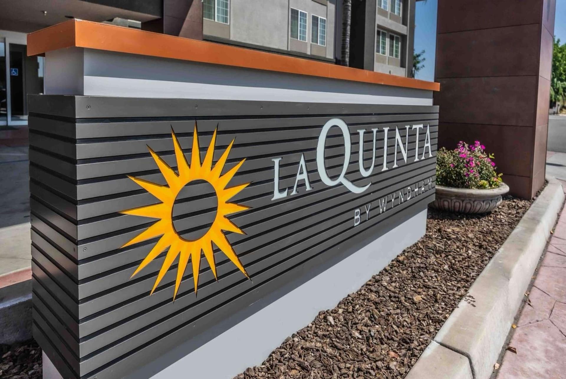 La Quinta by Wyndham Fowler gallery photo in Fowler, CA — image 53
