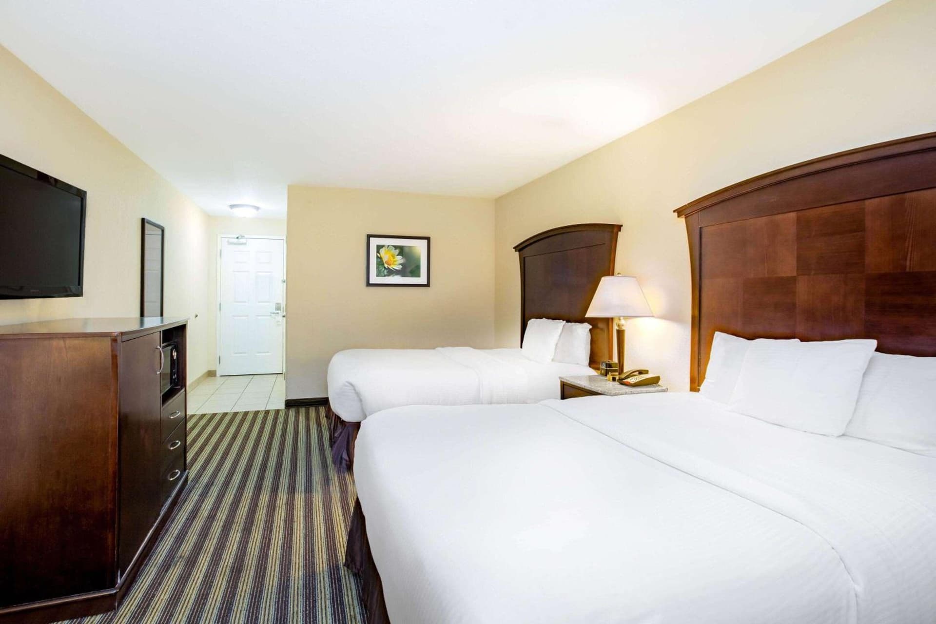 La Quinta by Wyndham Fowler gallery photo in Fowler, CA — image 12