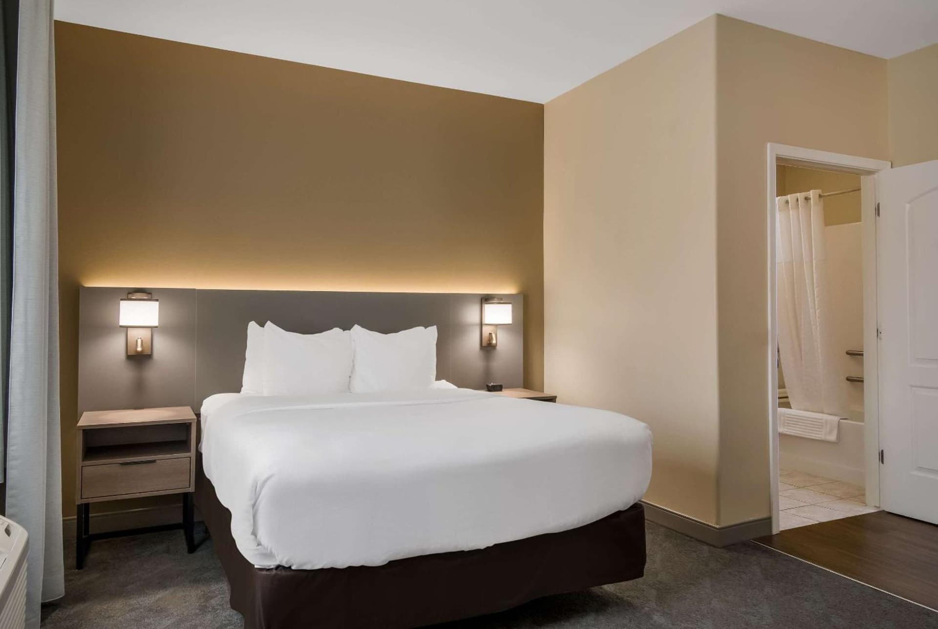 Comfort Inn & Suites Barnesville - Frackville gallery photo in Barnesville, PA — image 21