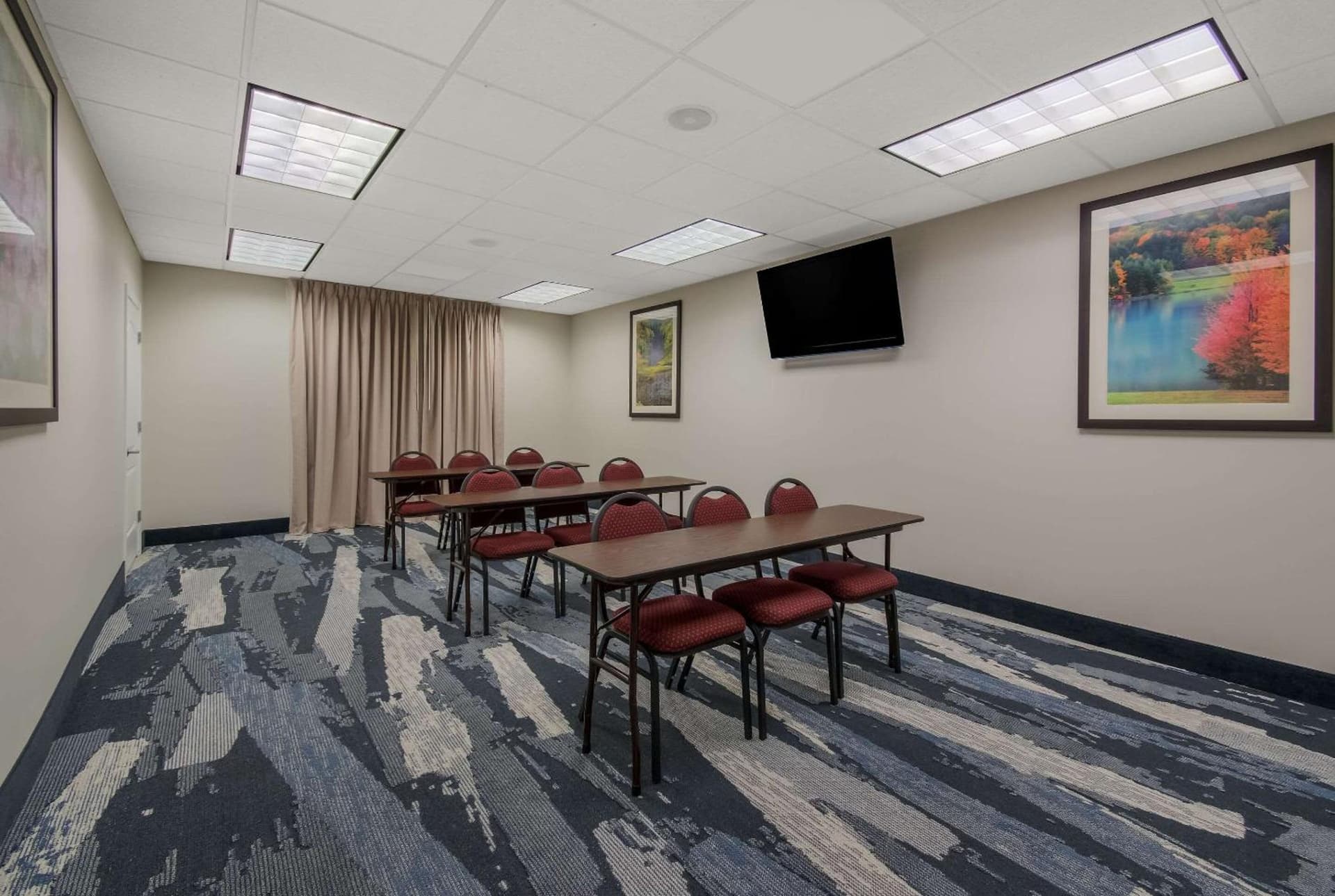 Comfort Inn & Suites Barnesville - Frackville gallery photo in Barnesville, PA — image 16