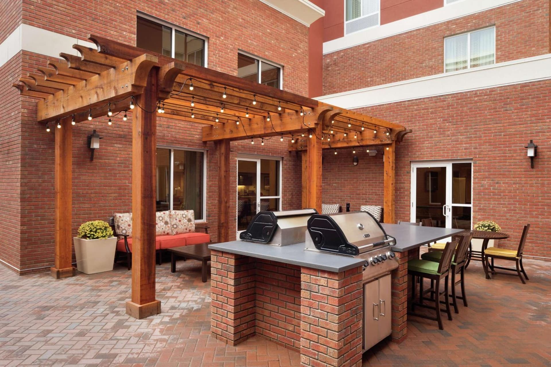 Homewood Suites by Hilton Kalamazoo-Portage gallery photo in Kalamazoo, MI — image 9