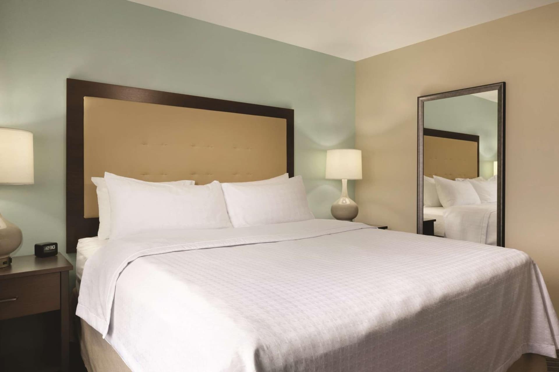Homewood Suites by Hilton Kalamazoo-Portage gallery photo in Kalamazoo, MI — image 17