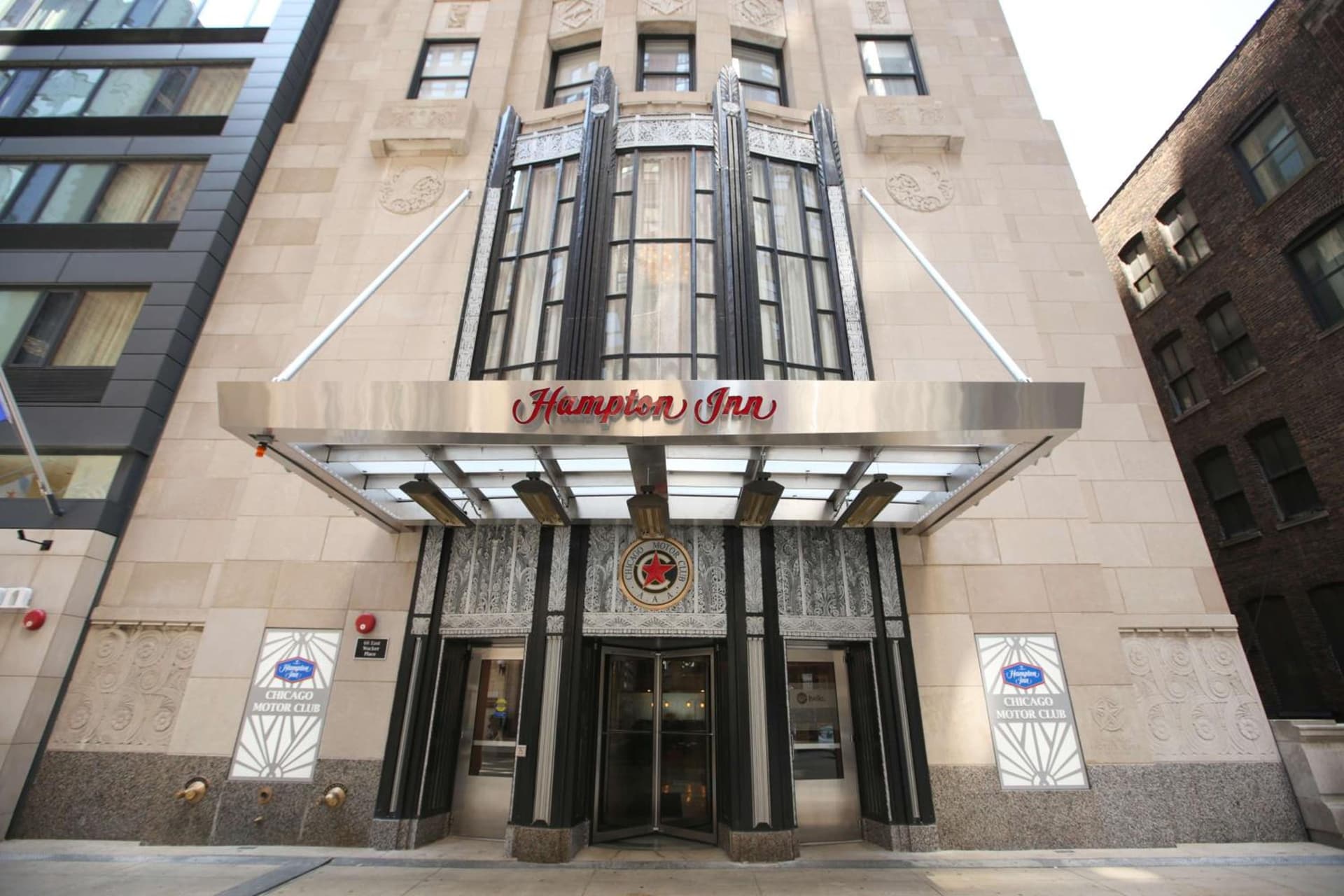 Hampton Inn Chicago Downtown/N Loop/Michigan Ave interior in Chicago, IL — gallery photo 2