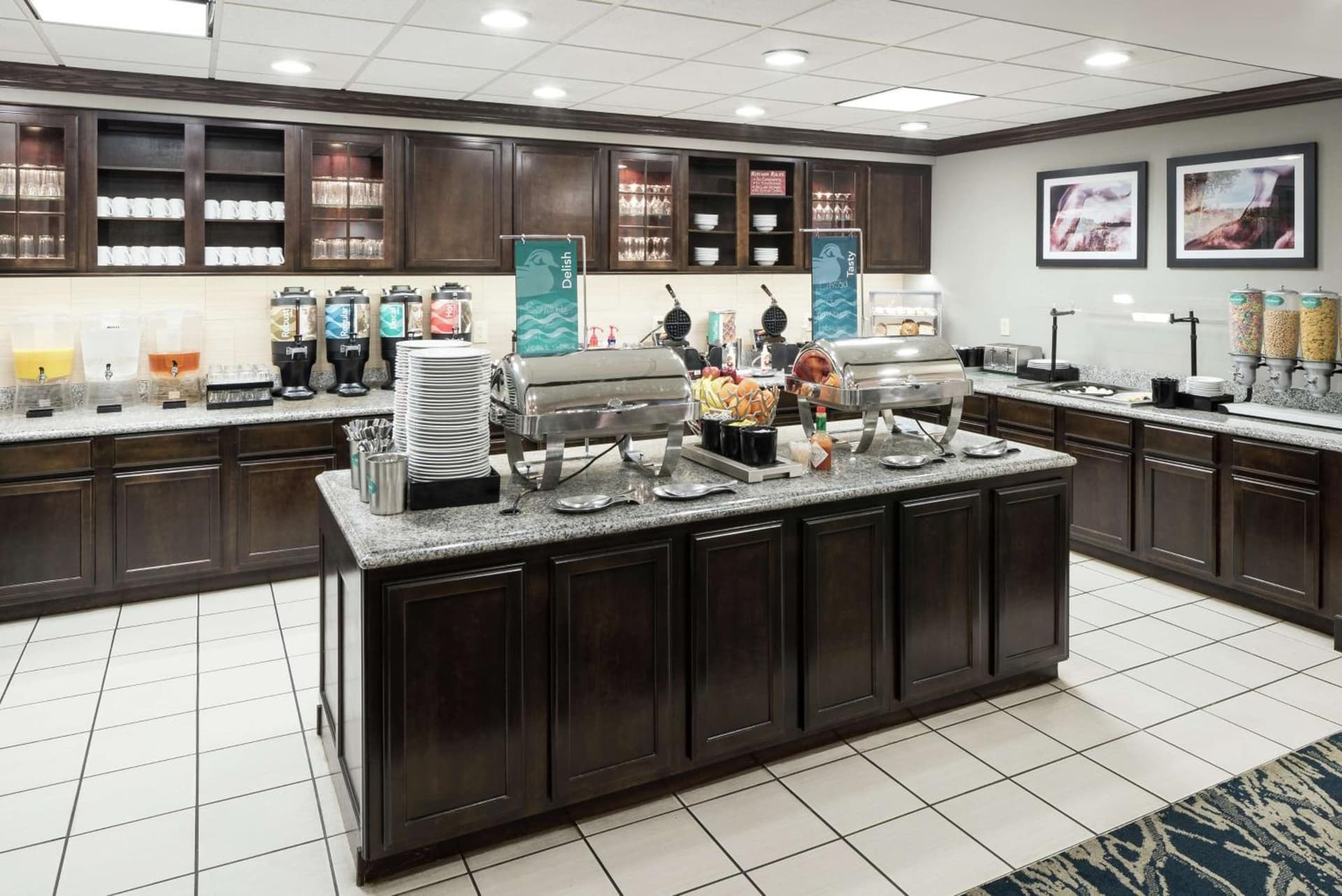 Homewood Suites by Hilton Cedar Rapids-North gallery photo in Cedar Rapids, IA — image 11