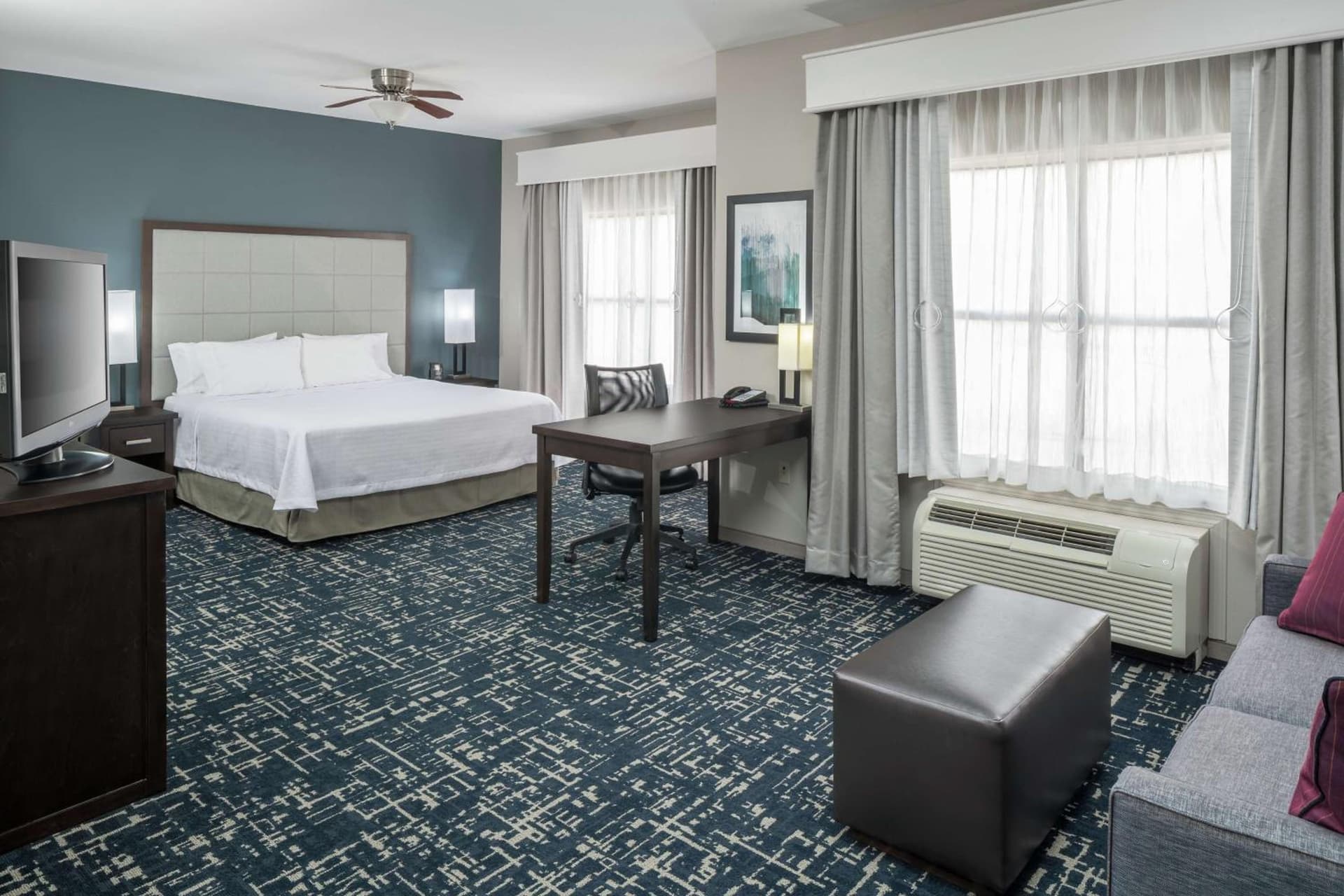 Homewood Suites by Hilton Cedar Rapids-North gallery photo in Cedar Rapids, IA — image 13