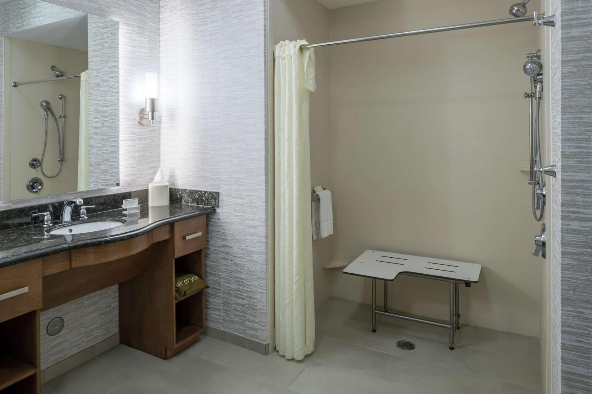 Homewood Suites by Hilton Cedar Rapids-North gallery photo in Cedar Rapids, IA — image 7