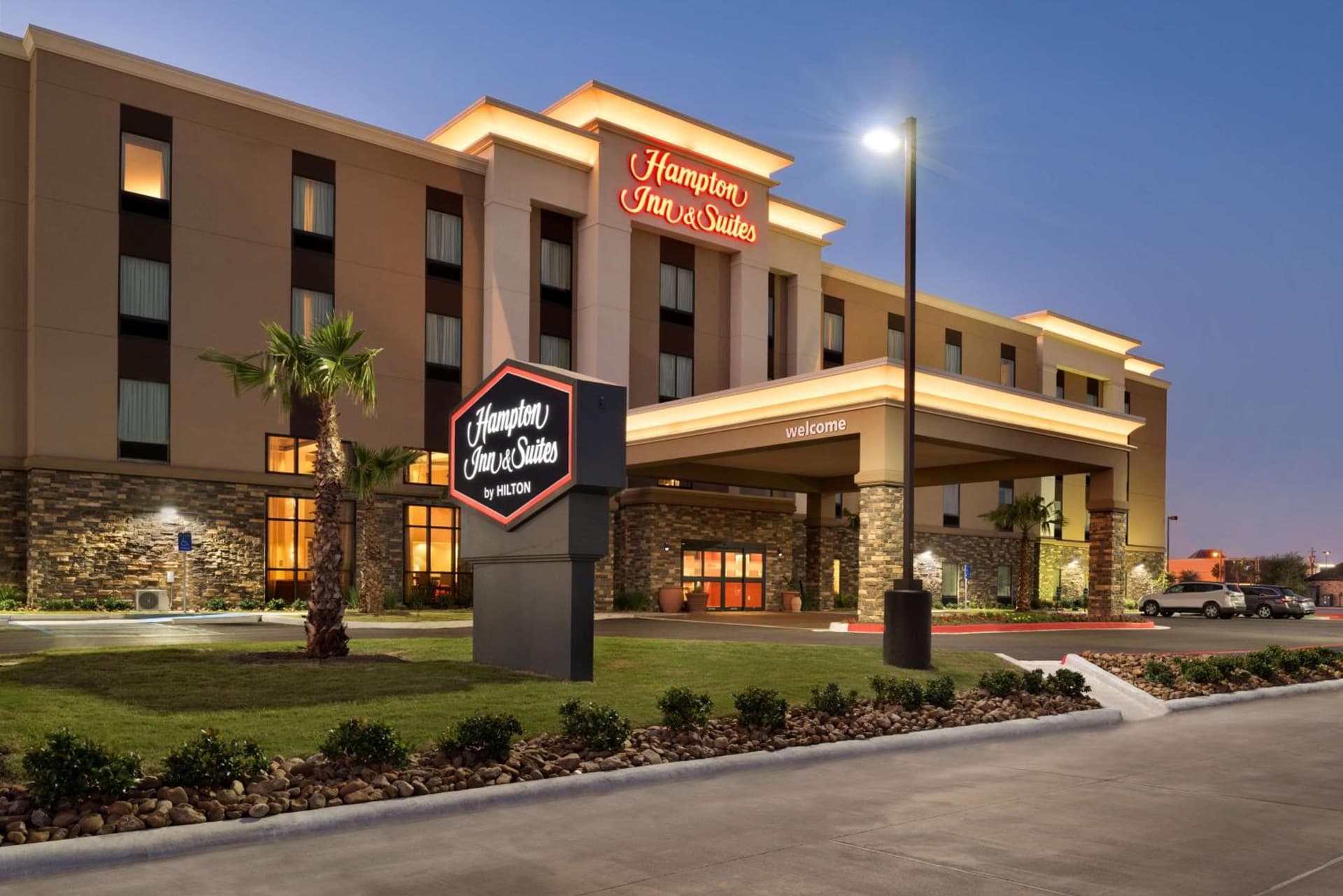 Hampton Inn & Suites Corpus Christi, TX featured exterior or lobby in Corpus Christi, TX — similar hotel