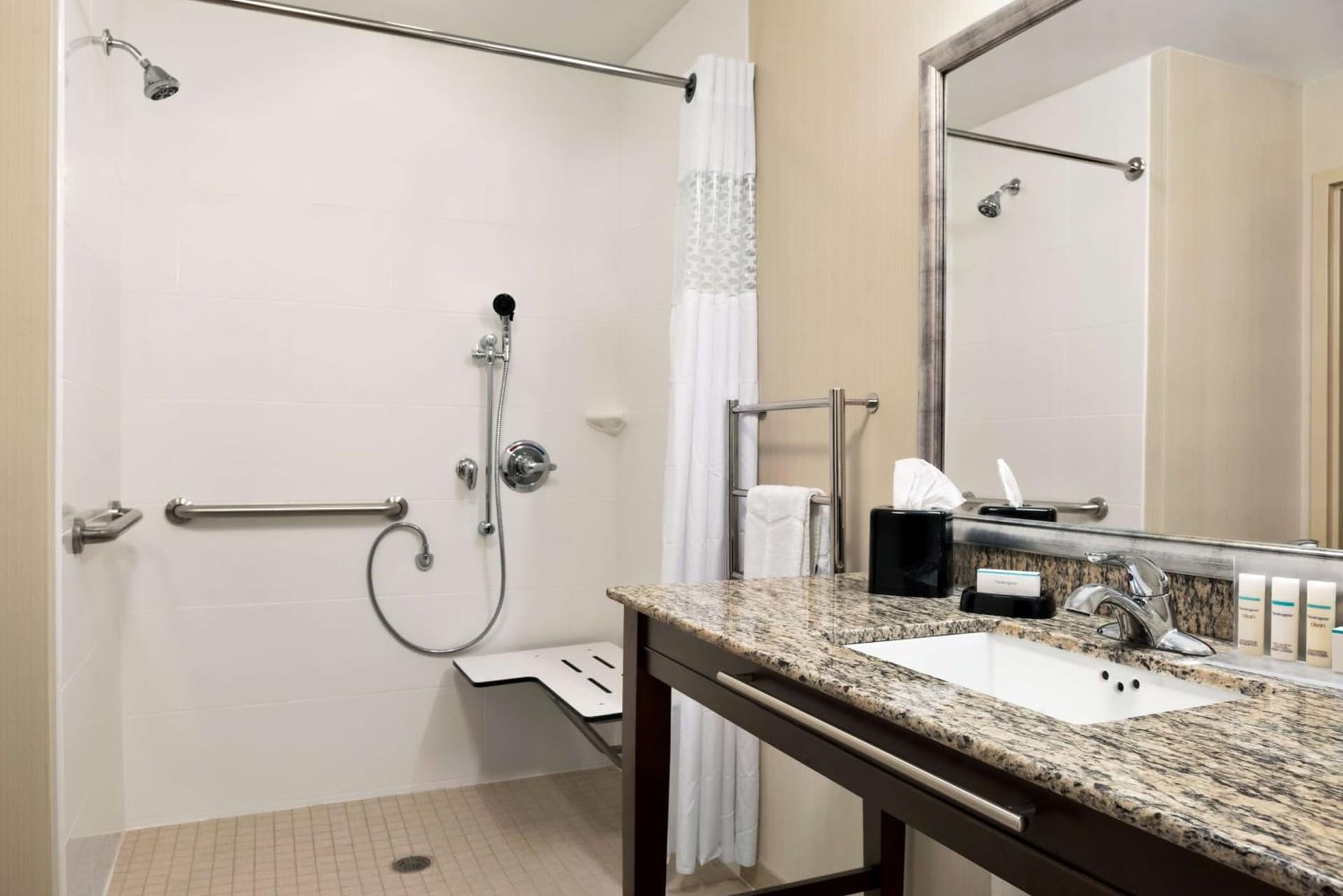 Hampton Inn & Suites Corpus Christi, TX gallery photo in Corpus Christi, TX — image 18