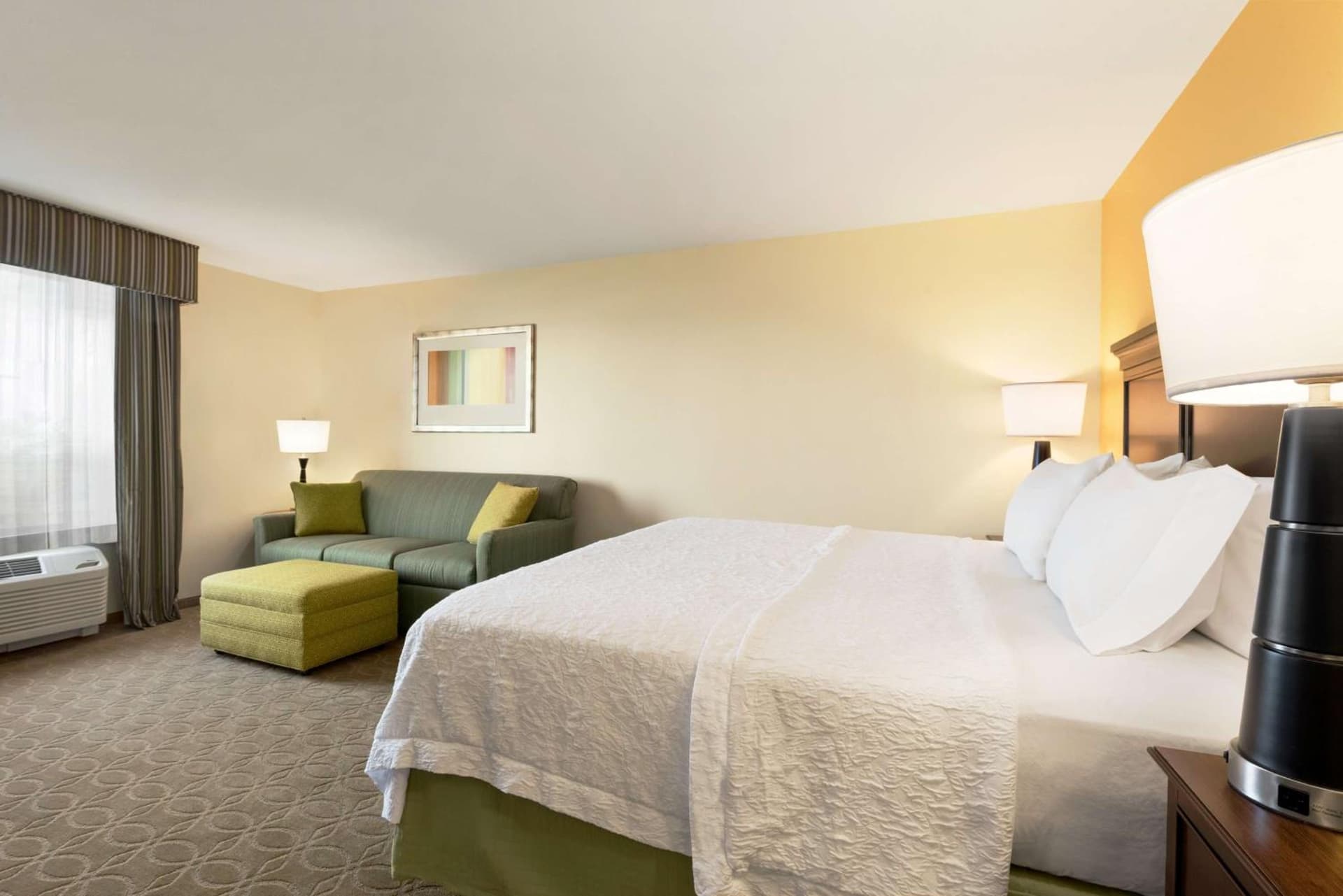 Hampton Inn & Suites Corpus Christi, TX interior in Corpus Christi, TX — gallery photo 2