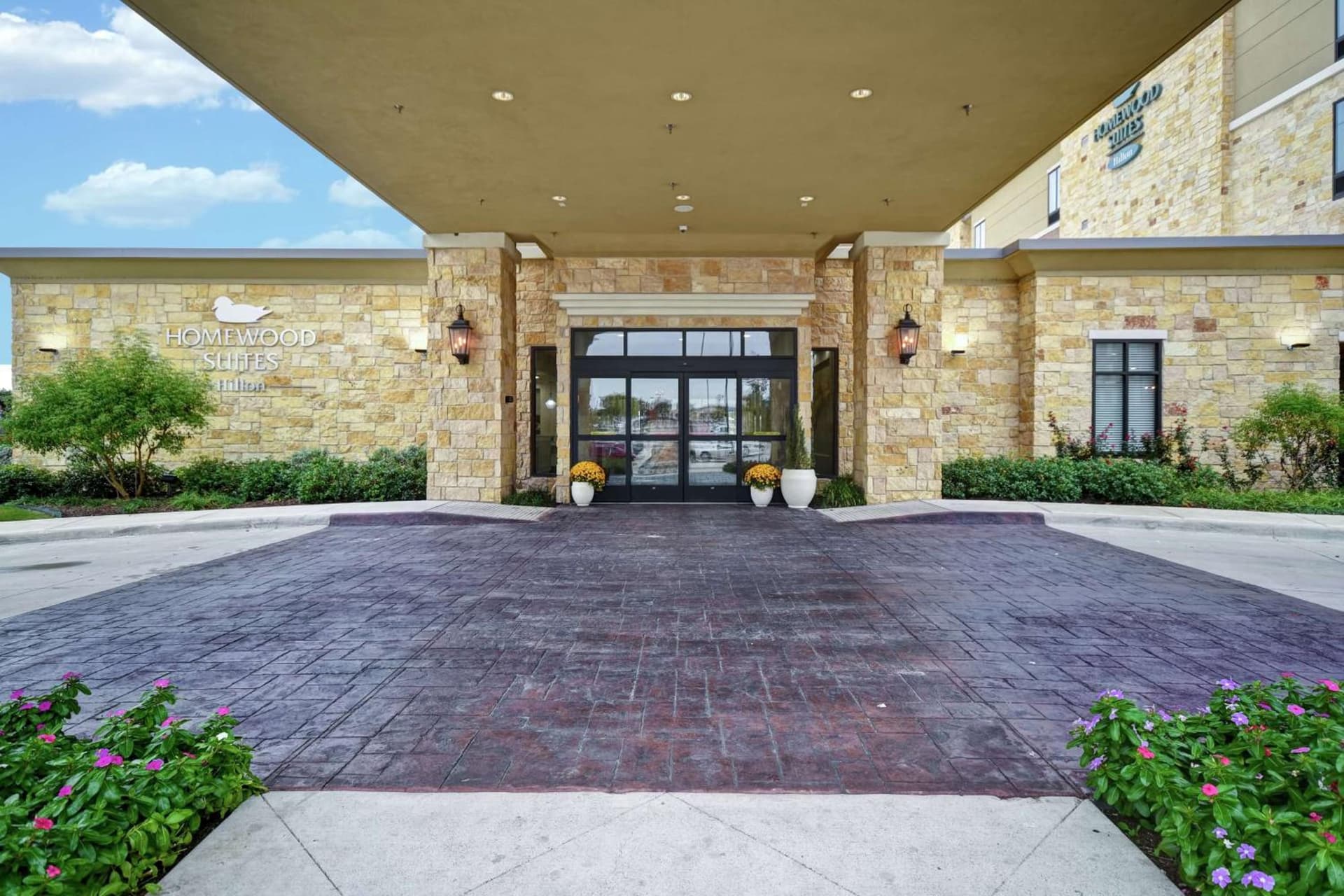 Homewood Suites by Hilton Dallas Arlington South property views in Arlington, TX — gallery photo 3