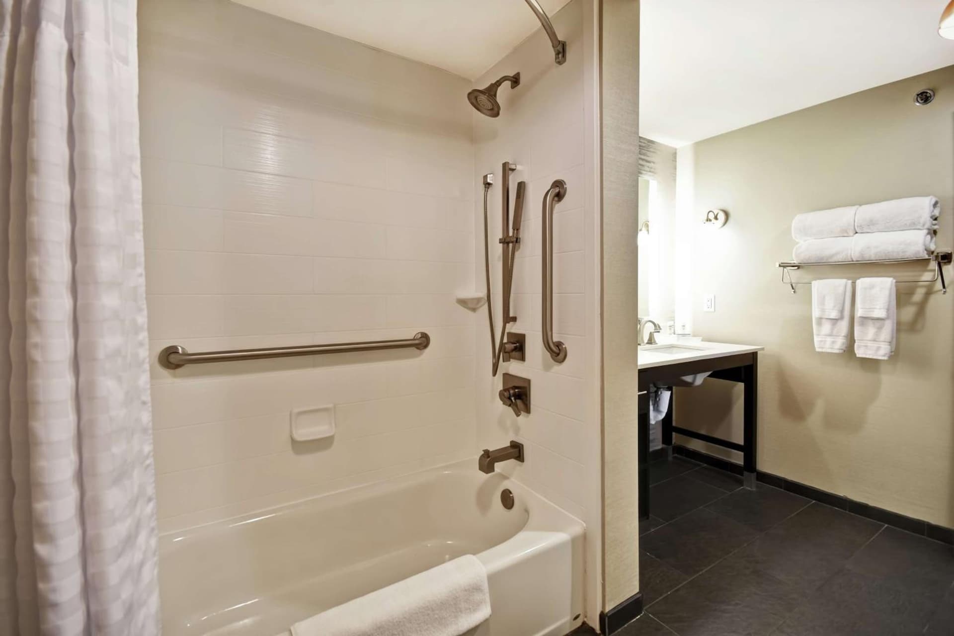 Homewood Suites by Hilton Dallas Arlington South gallery photo in Arlington, TX — image 30