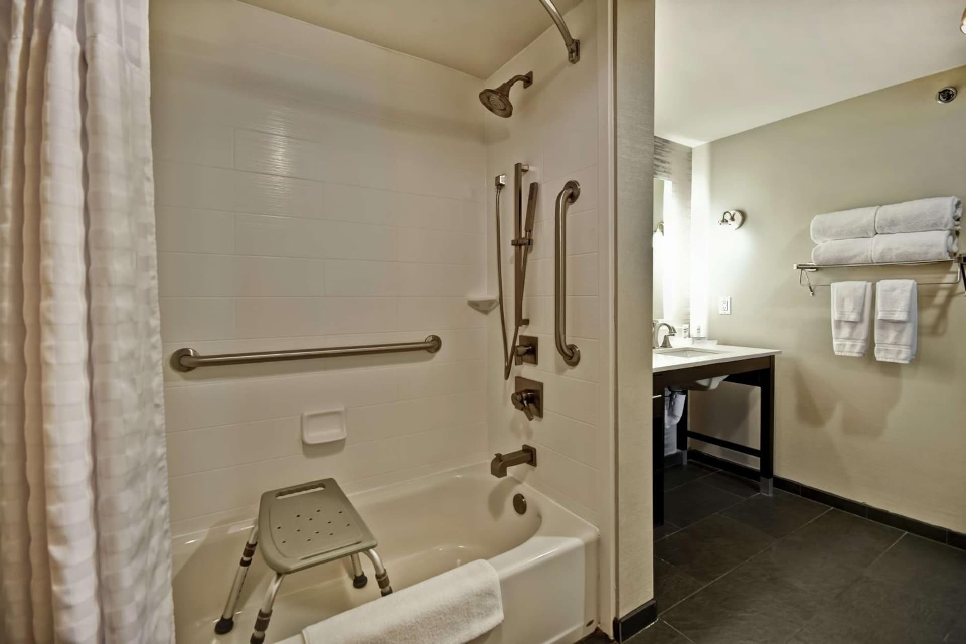 Homewood Suites by Hilton Dallas Arlington South gallery photo in Arlington, TX — image 35