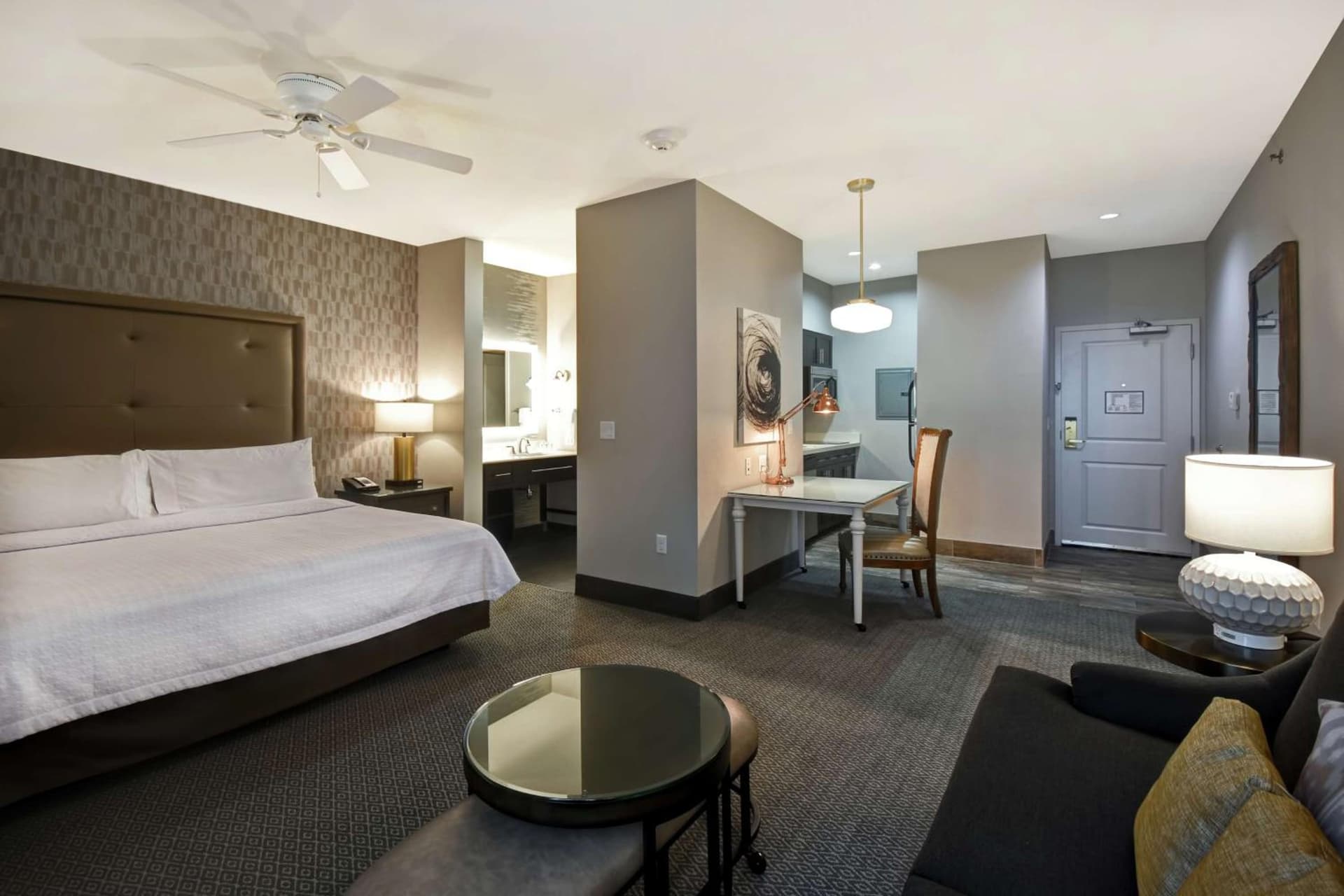 Homewood Suites by Hilton Dallas Arlington South gallery photo in Arlington, TX — image 7