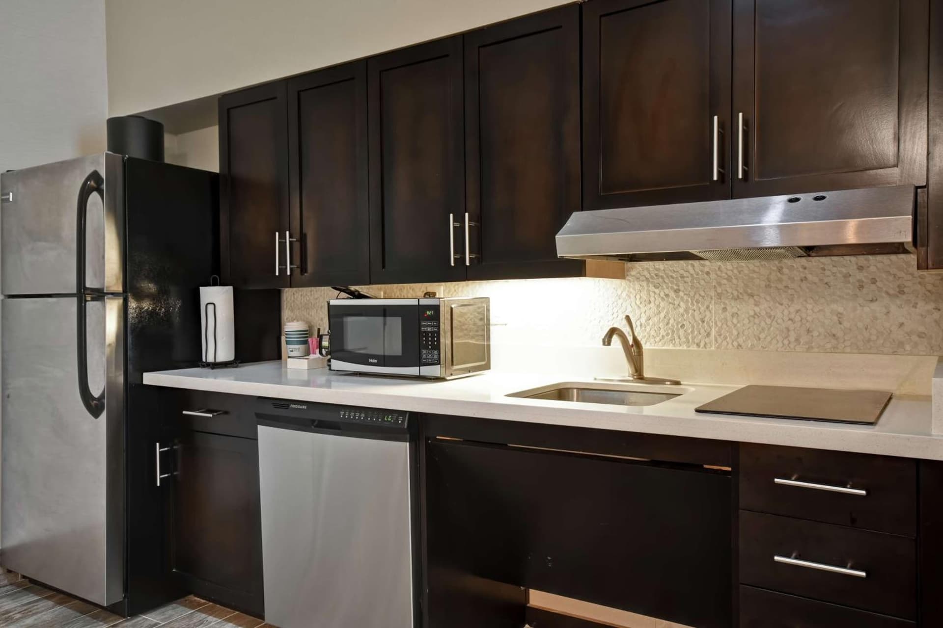 Homewood Suites by Hilton Dallas Arlington South gallery photo in Arlington, TX — image 31