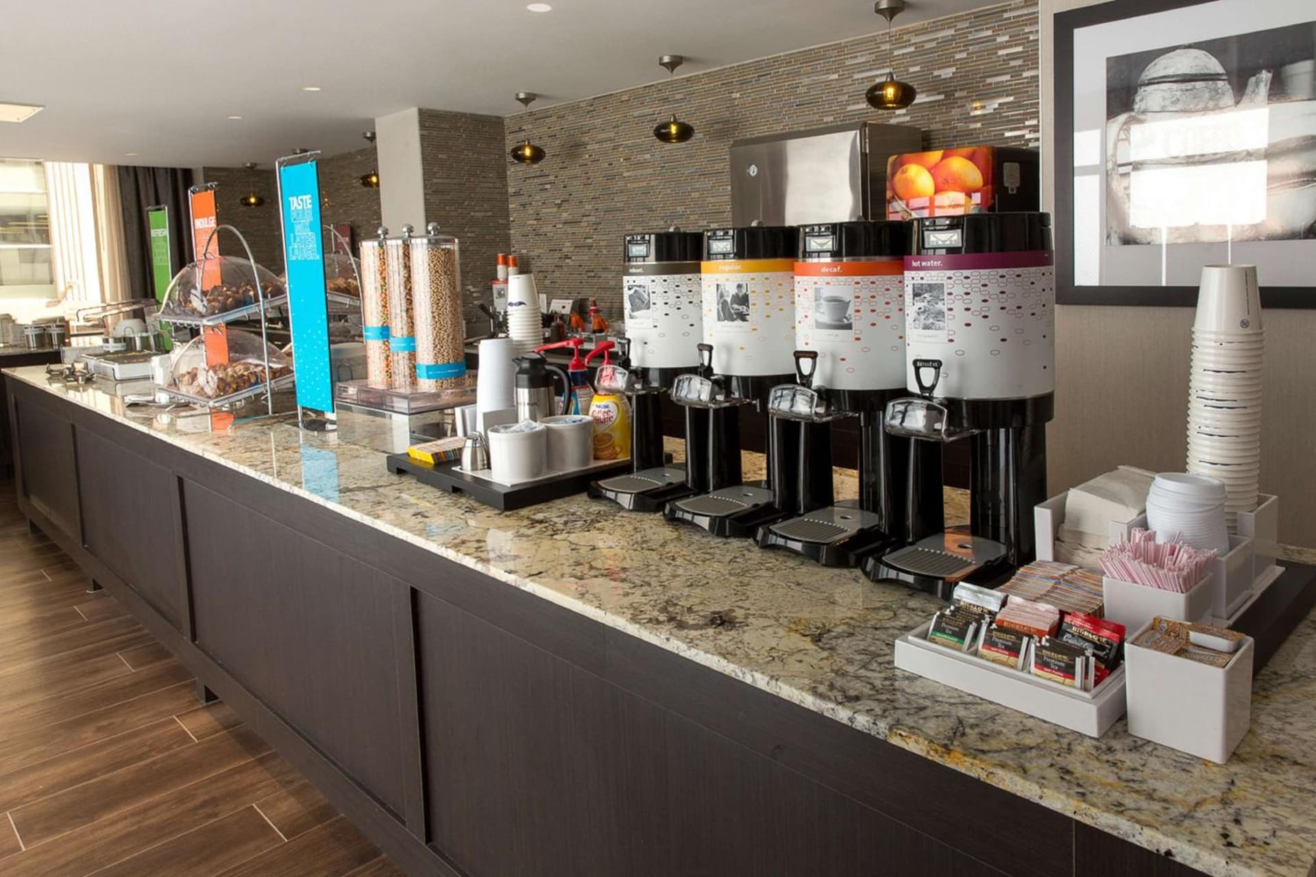 Hampton Inn & Suites Dallas Downtown gallery photo in Dallas, TX — image 57