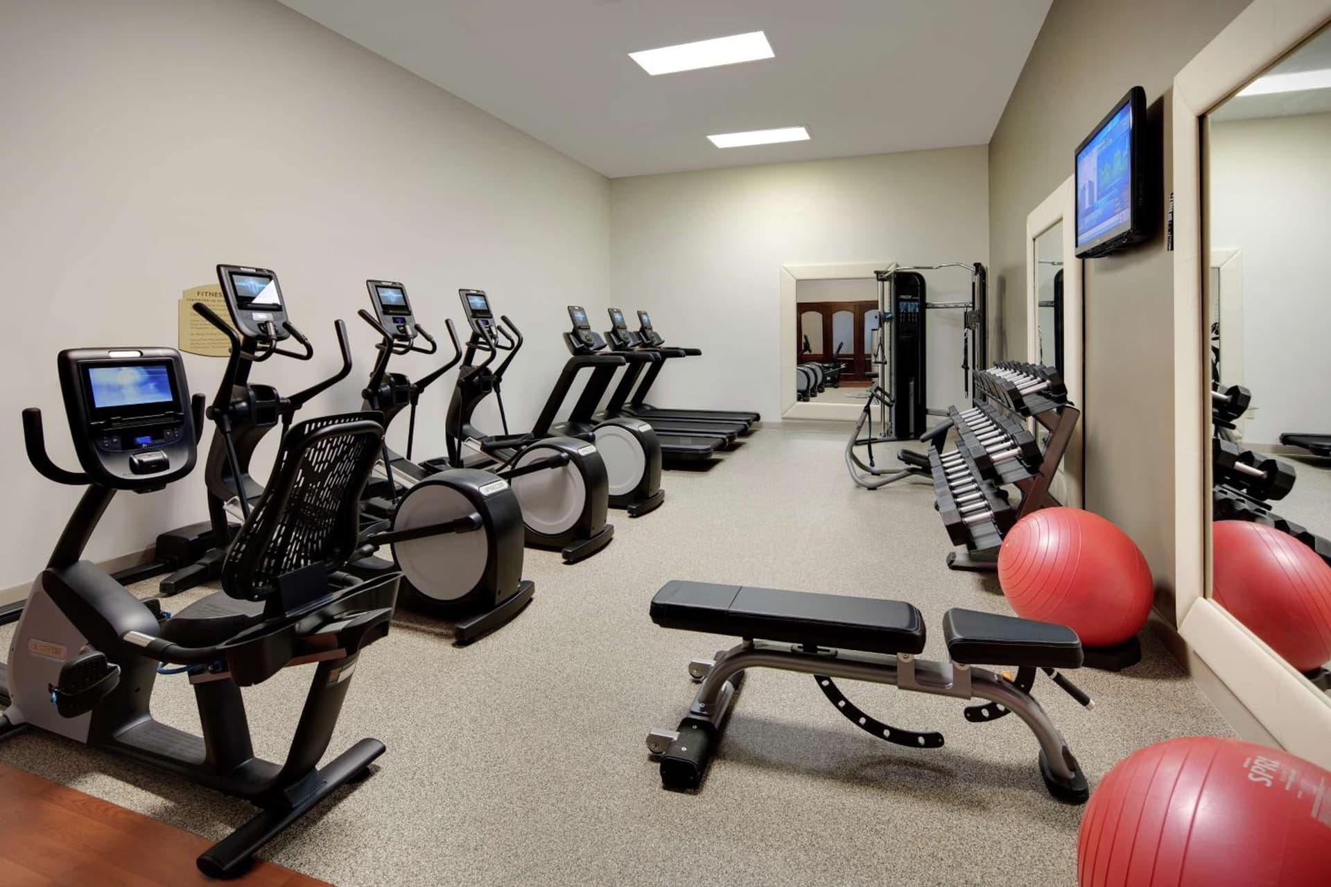 Embassy Suites Dallas - Park Central Area gallery photo in Dallas, TX — image 8