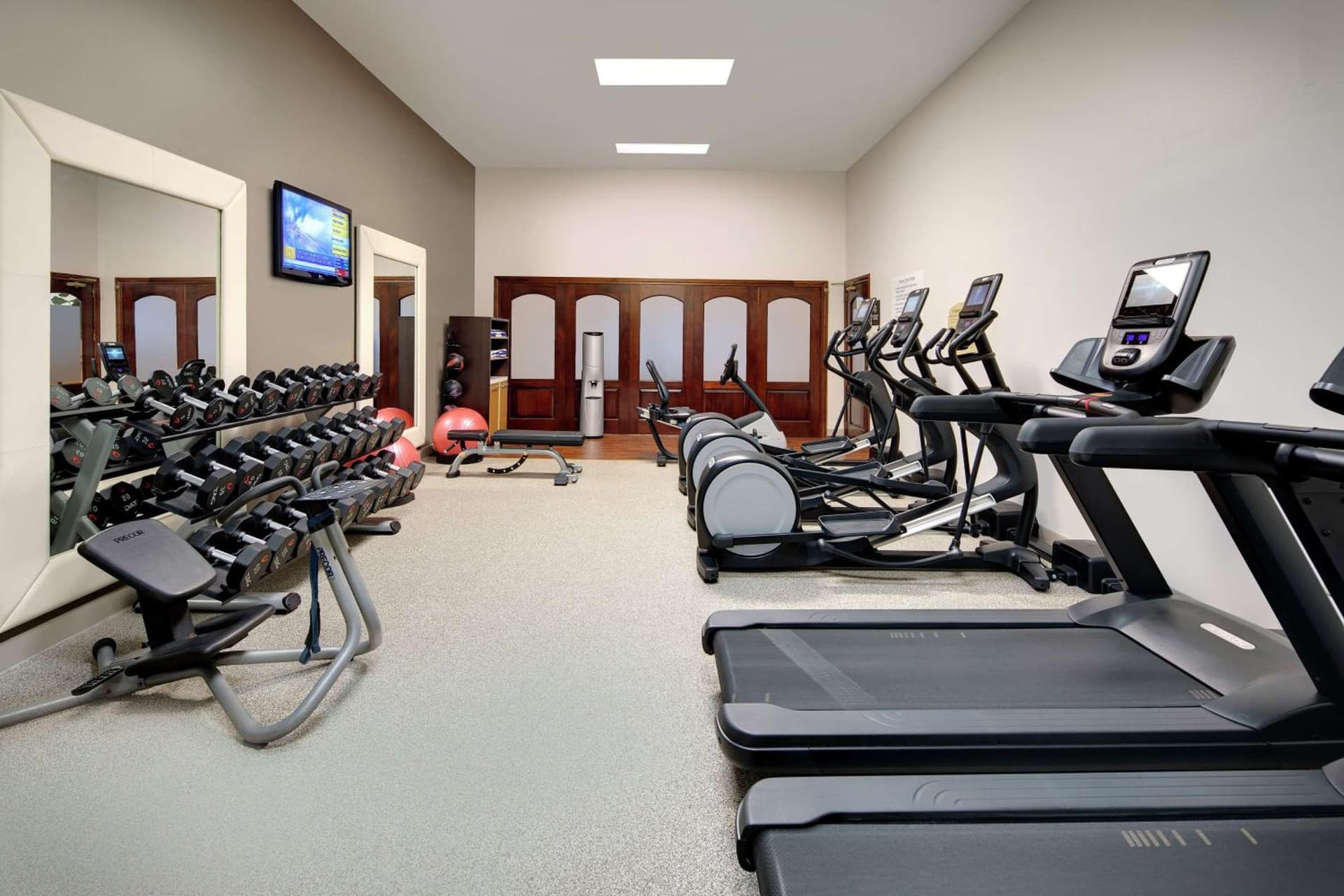 Embassy Suites Dallas - Park Central Area gallery photo in Dallas, TX — image 36