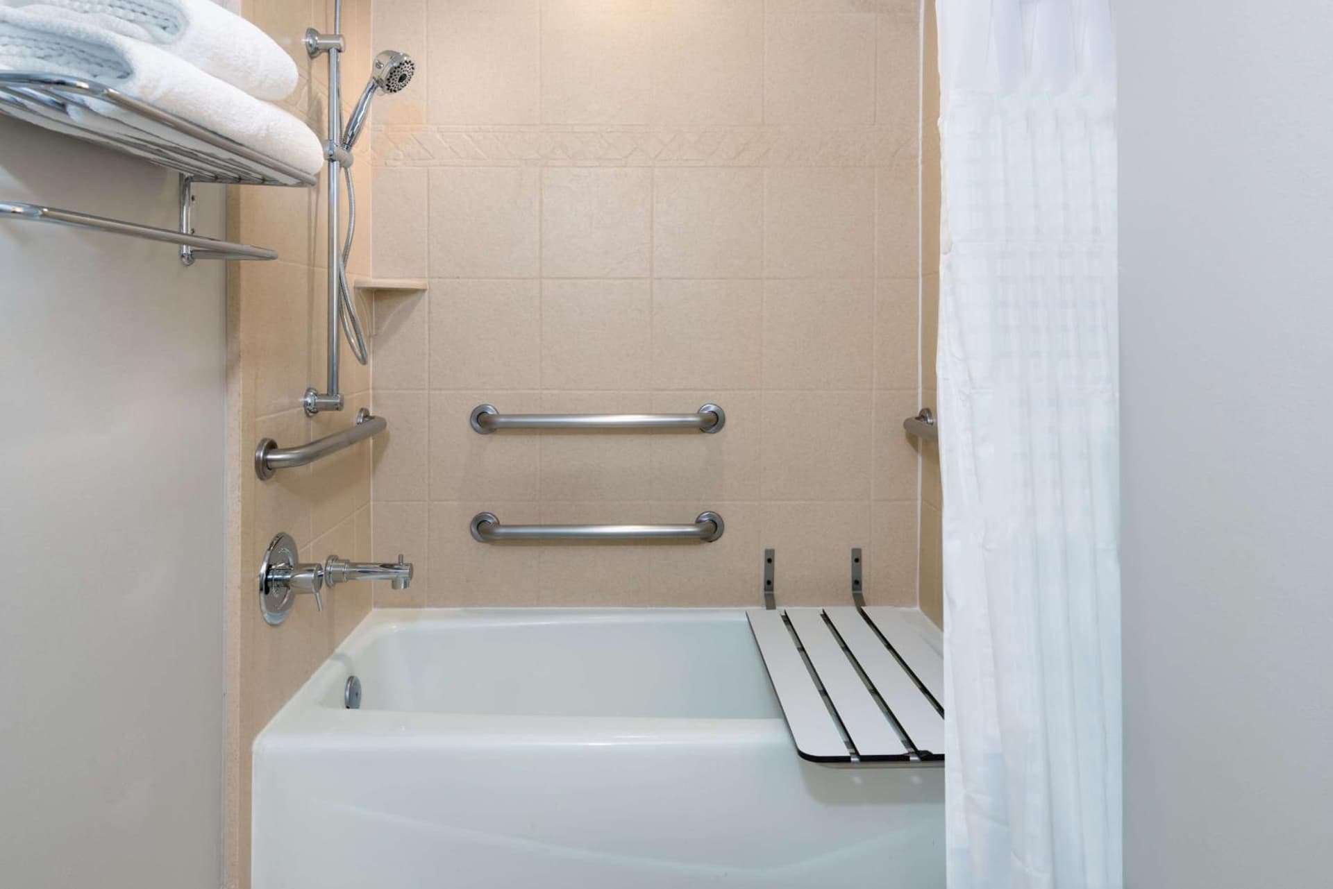 Embassy Suites Dallas - Park Central Area gallery photo in Dallas, TX — image 24