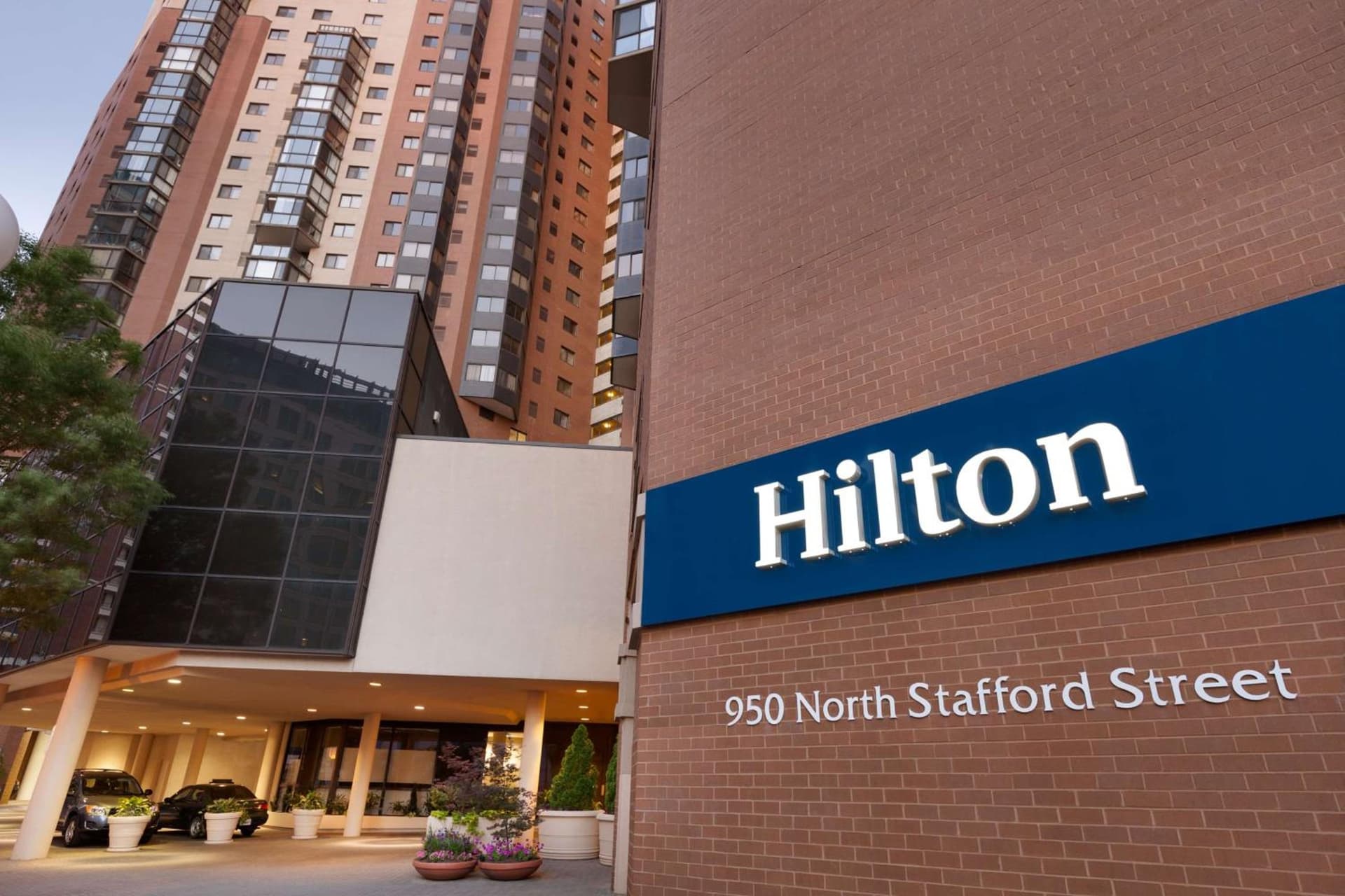 Hilton Arlington — hotel in Arlington, Virginia