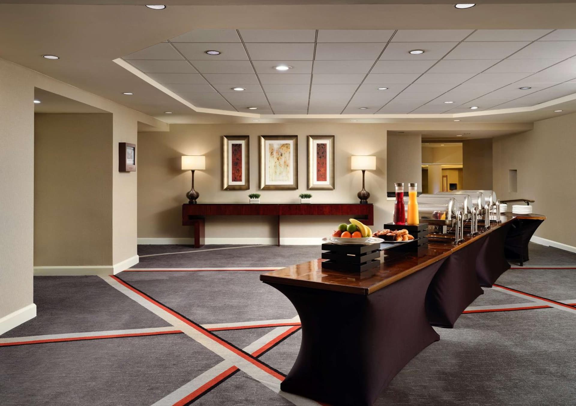 Hilton Arlington gallery photo in Arlington, VA — image 10