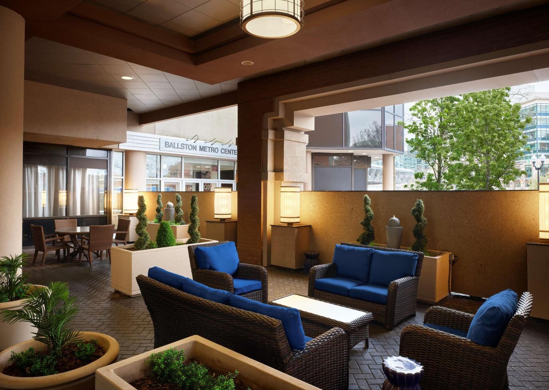 Hilton Arlington gallery photo in Arlington, VA — image 36