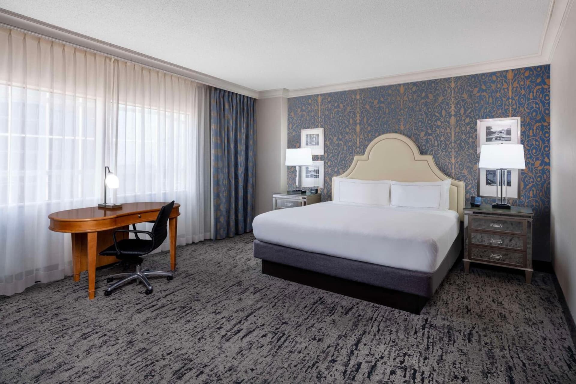 Hilton Dallas Lincoln Centre by the Galleria gallery photo in Dallas, TX — image 71