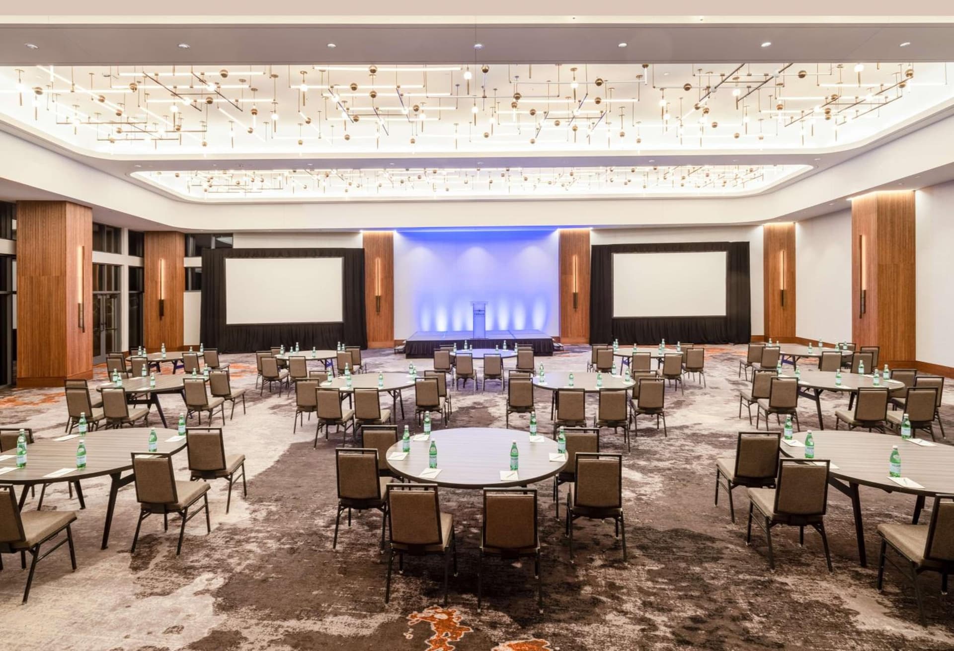 Hilton Dallas Lincoln Centre by the Galleria gallery photo in Dallas, TX — image 30