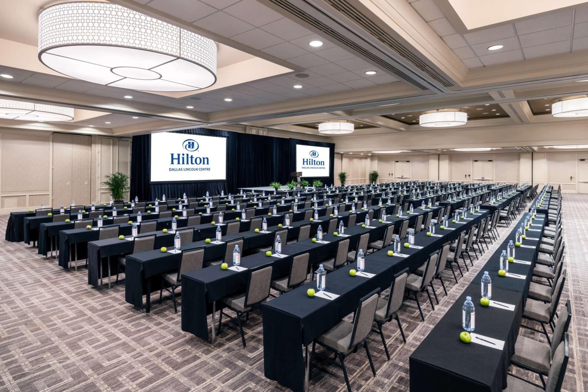 Hilton Dallas Lincoln Centre by the Galleria gallery photo in Dallas, TX — image 68