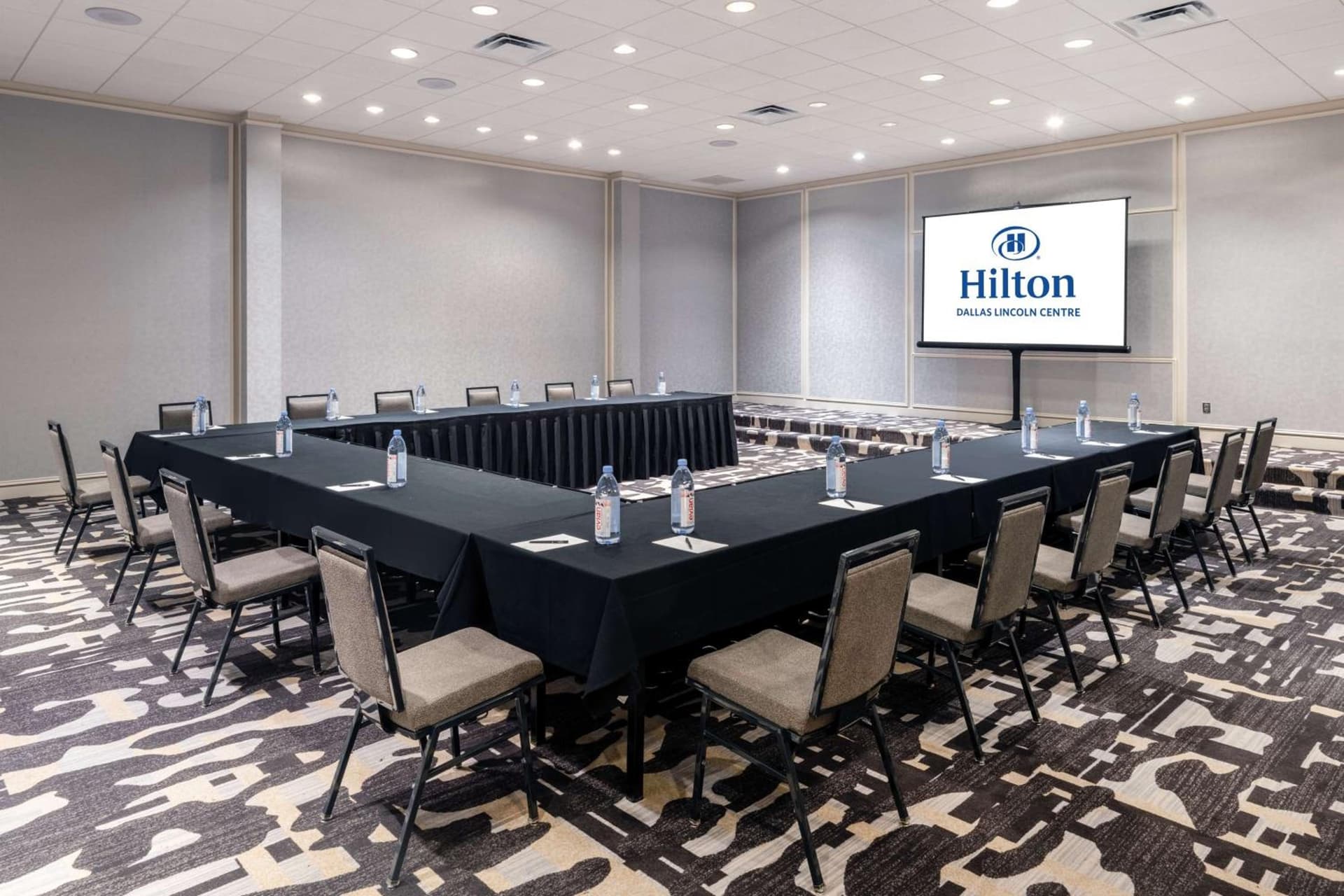 Hilton Dallas Lincoln Centre by the Galleria gallery photo in Dallas, TX — image 8
