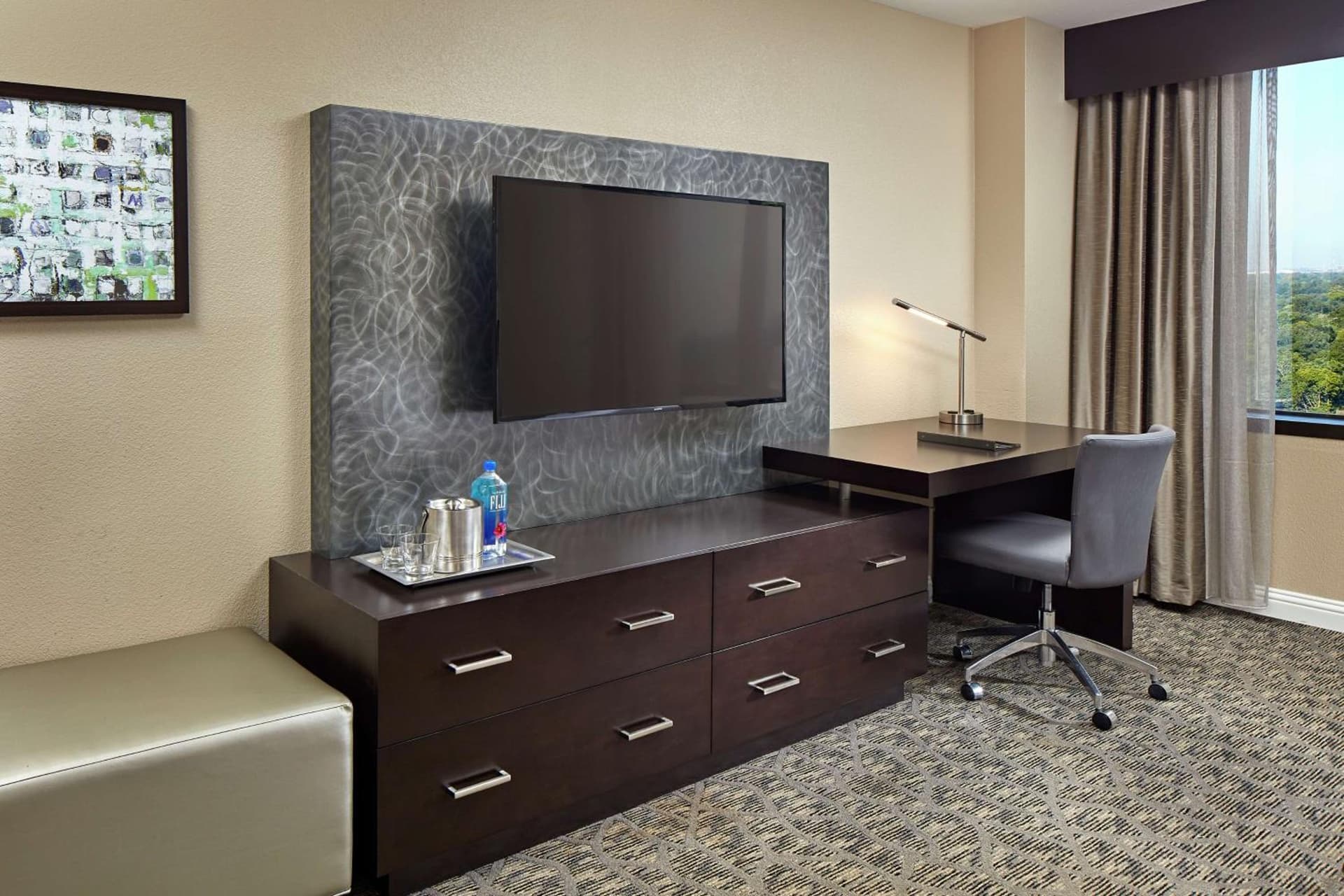 Hilton Houston Plaza/Medical Center property views in Houston, TX — gallery photo 3