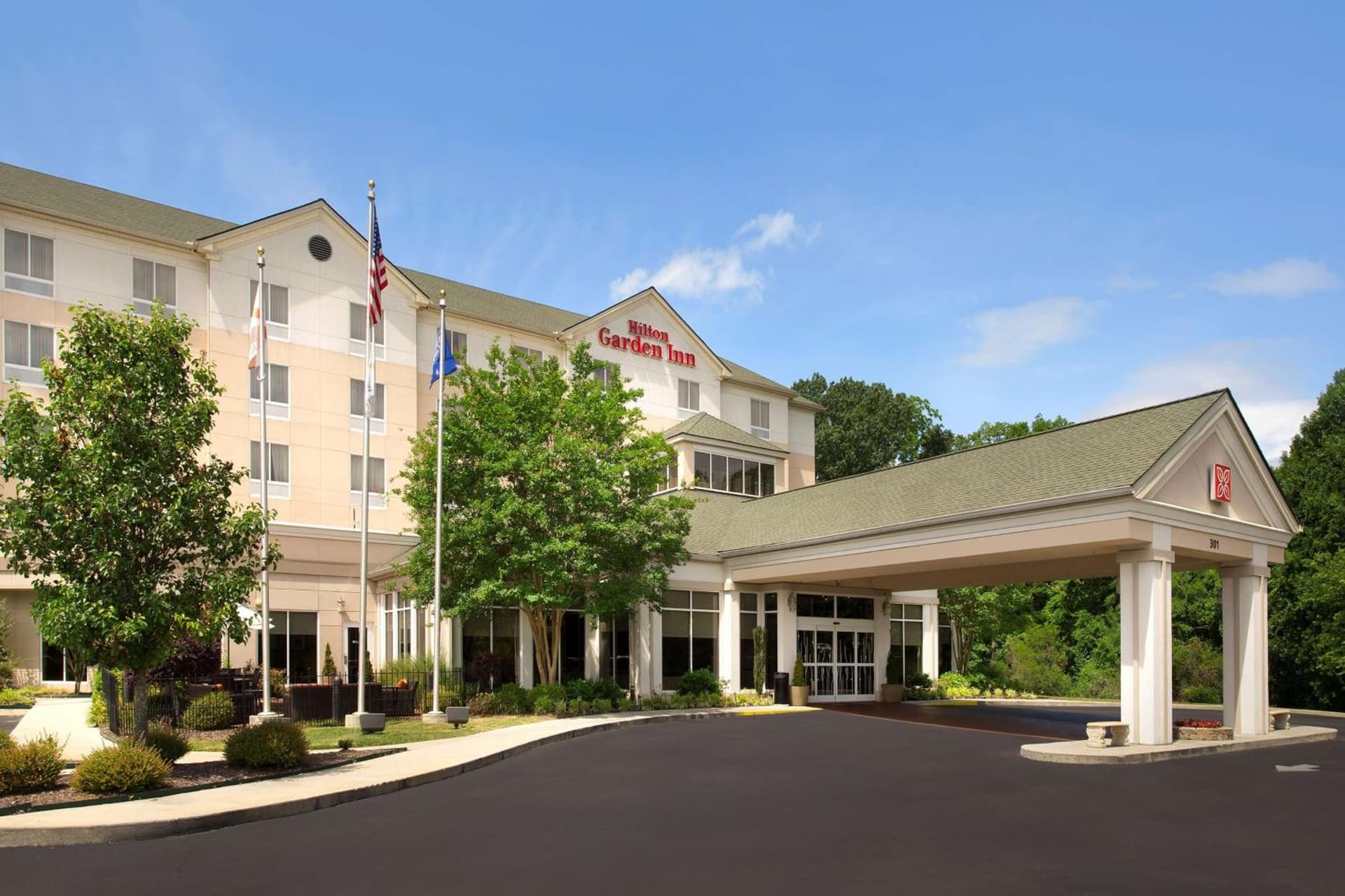 Hilton Garden Inn Huntsville South/Redstone Arsenal featured exterior or lobby in Huntsville, AL — similar hotel