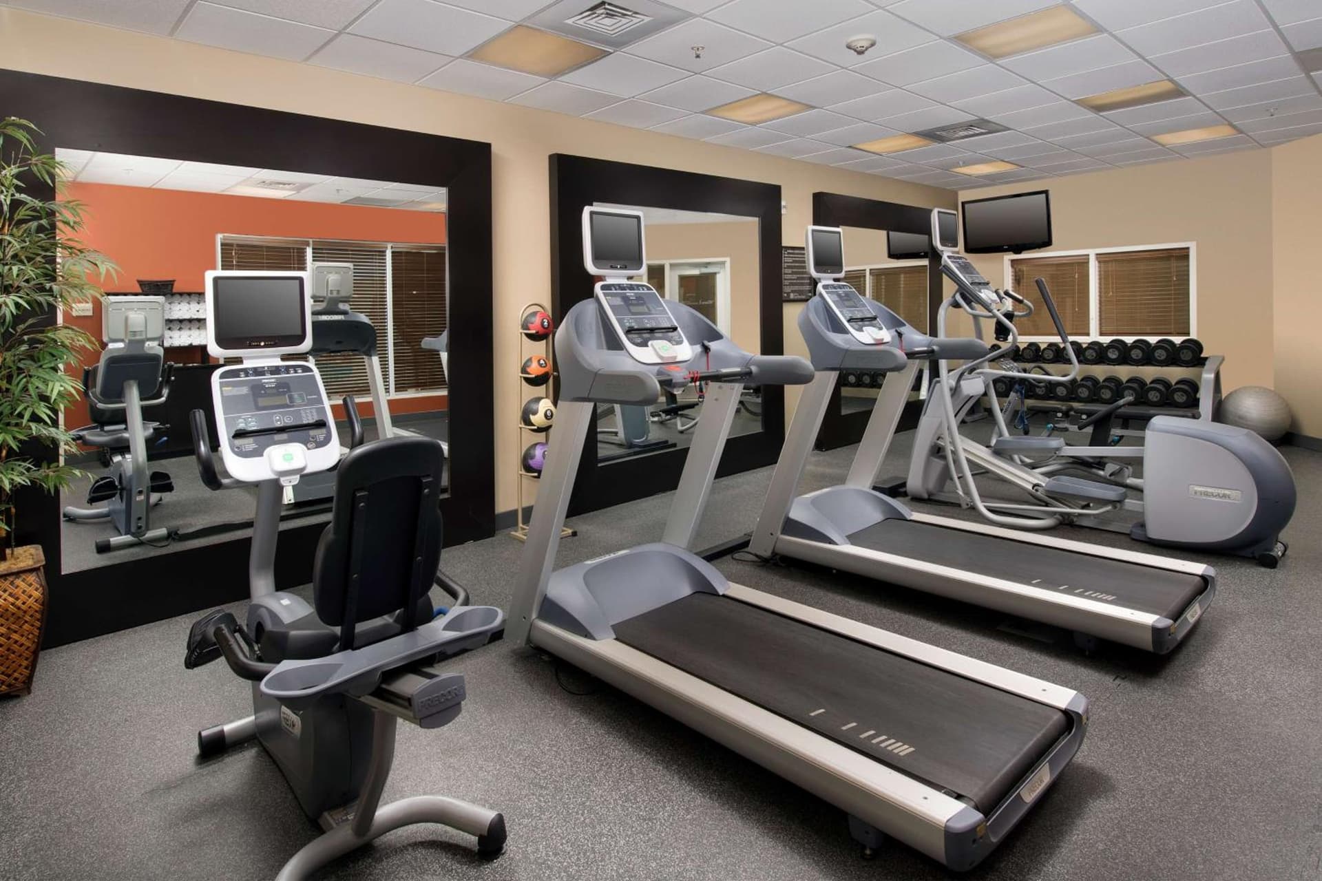 Hilton Garden Inn Huntsville South/Redstone Arsenal gallery photo in Huntsville, AL — image 30