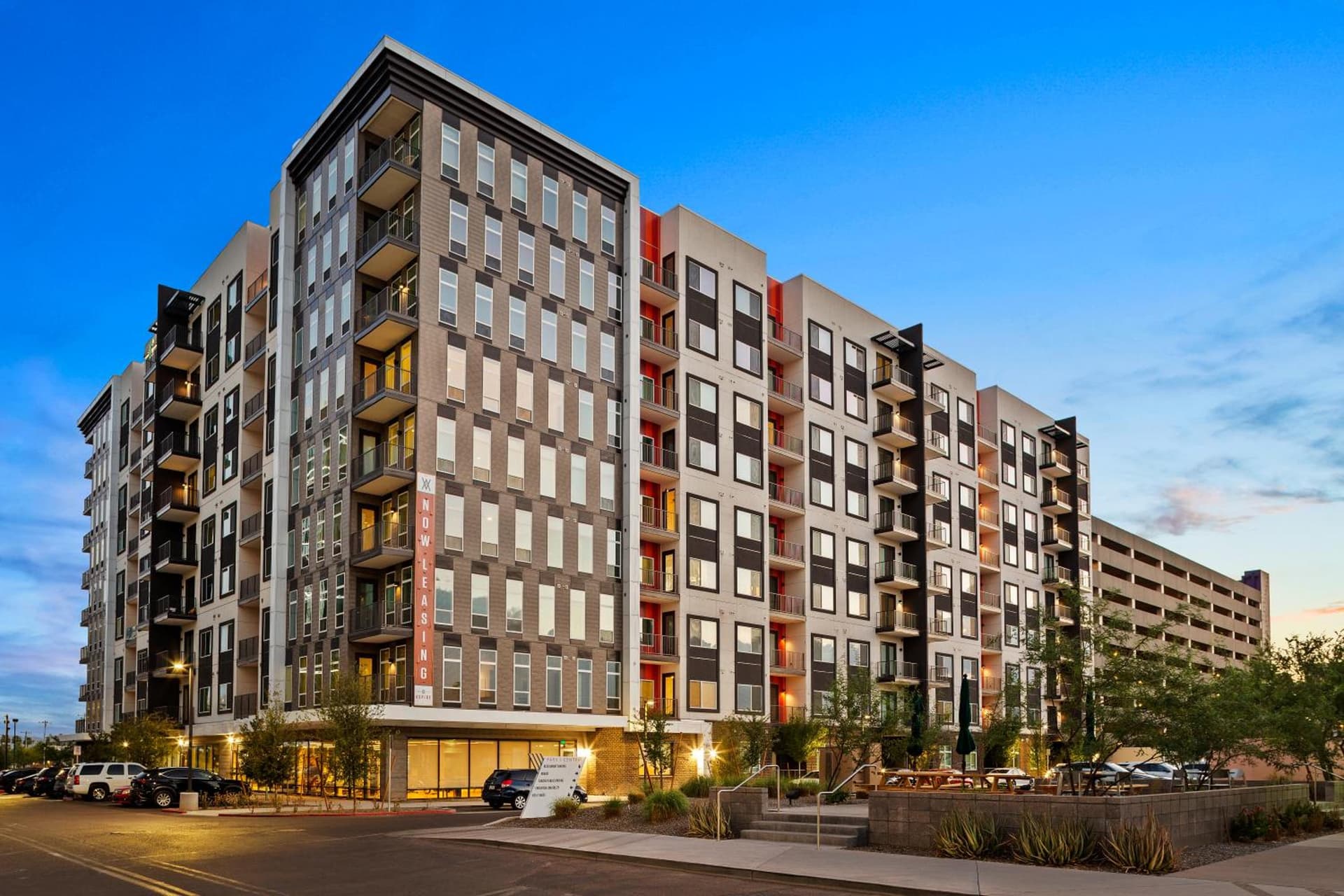 Mint House Phoenix - Midtown featured exterior or lobby in Phoenix, AZ — similar hotel