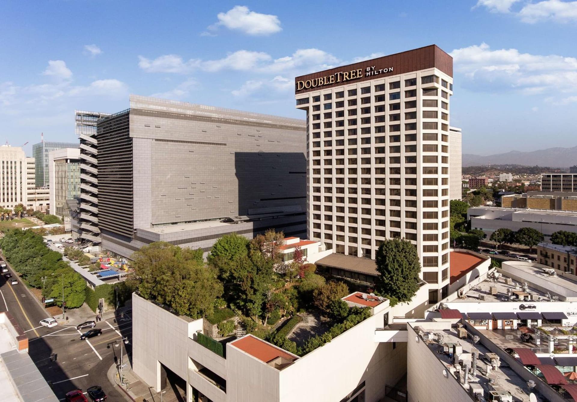 Doubletree by Hilton Los Angeles Downtown interior in Los Angeles, CA — gallery photo 2