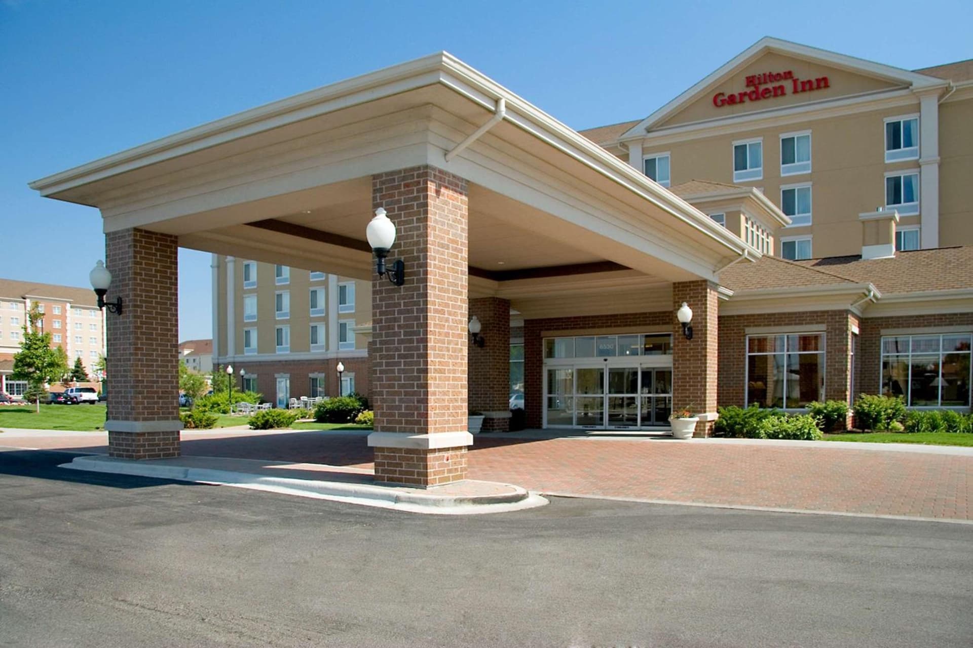 Hilton Garden Inn Chicago/Midway Airport interior in Chicago, IL — gallery photo 2