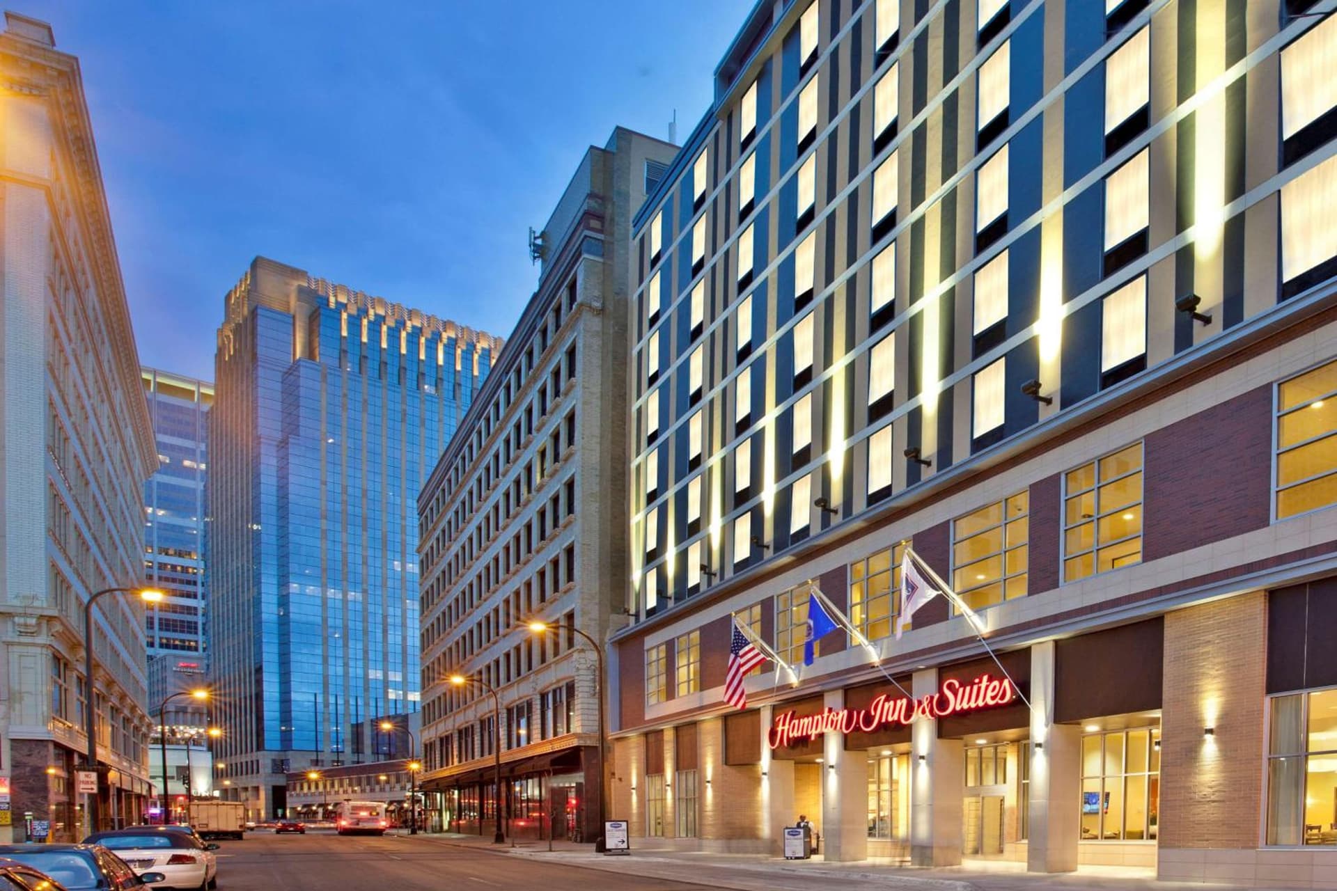 Hampton Inn & Suites - Minneapolis/Downtown gallery photo in Minneapolis, MN — image 19