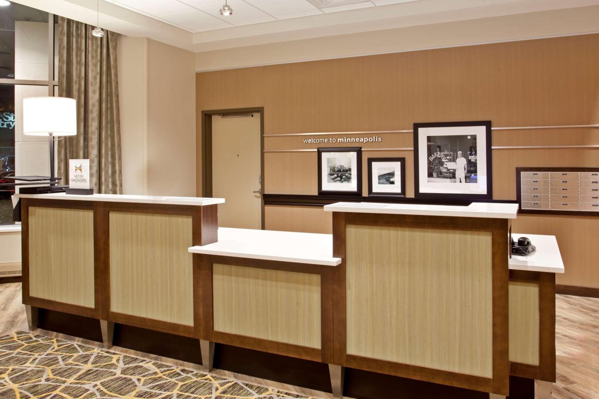 Hampton Inn & Suites - Minneapolis/Downtown gallery photo in Minneapolis, MN — image 23
