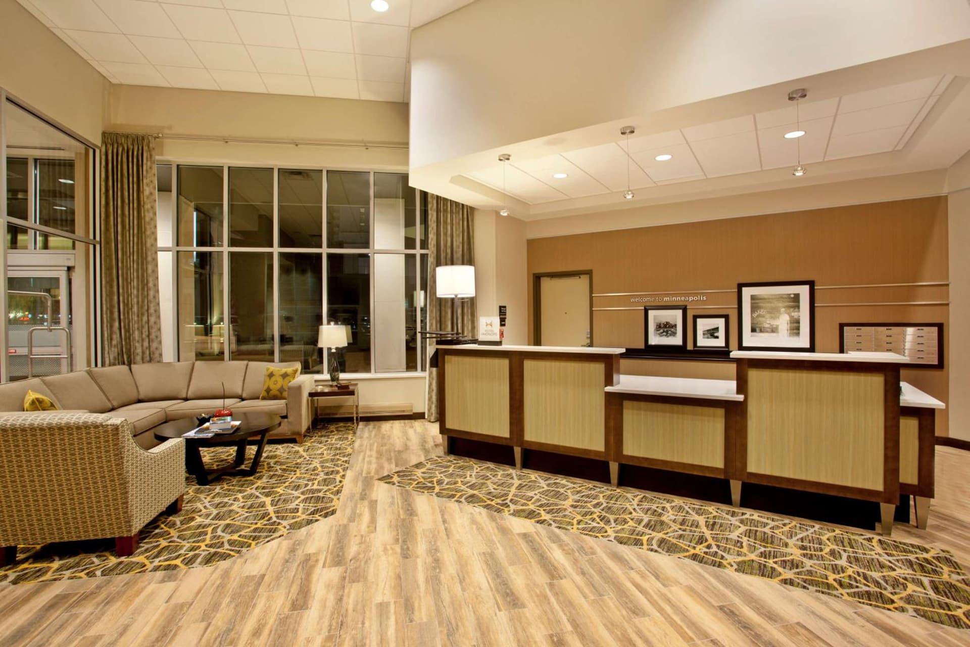 Hampton Inn & Suites - Minneapolis/Downtown gallery photo in Minneapolis, MN — image 32