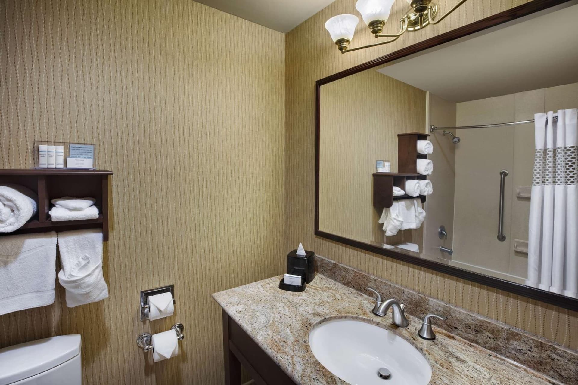 Hampton Inn West Palm Beach Central Airport gallery photo in West Palm Beach, FL — image 5