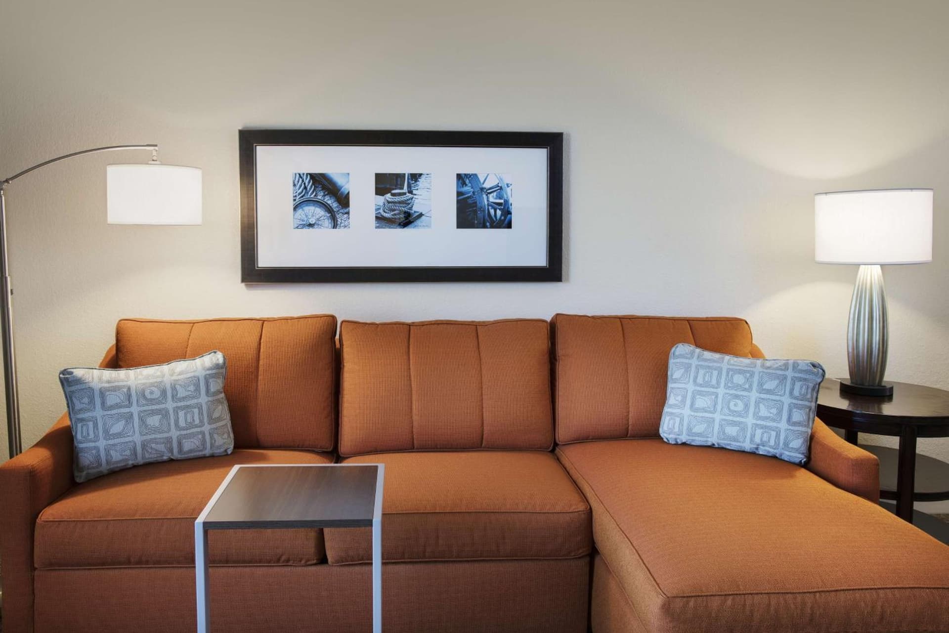 Hampton Inn West Palm Beach Central Airport gallery photo in West Palm Beach, FL — image 7