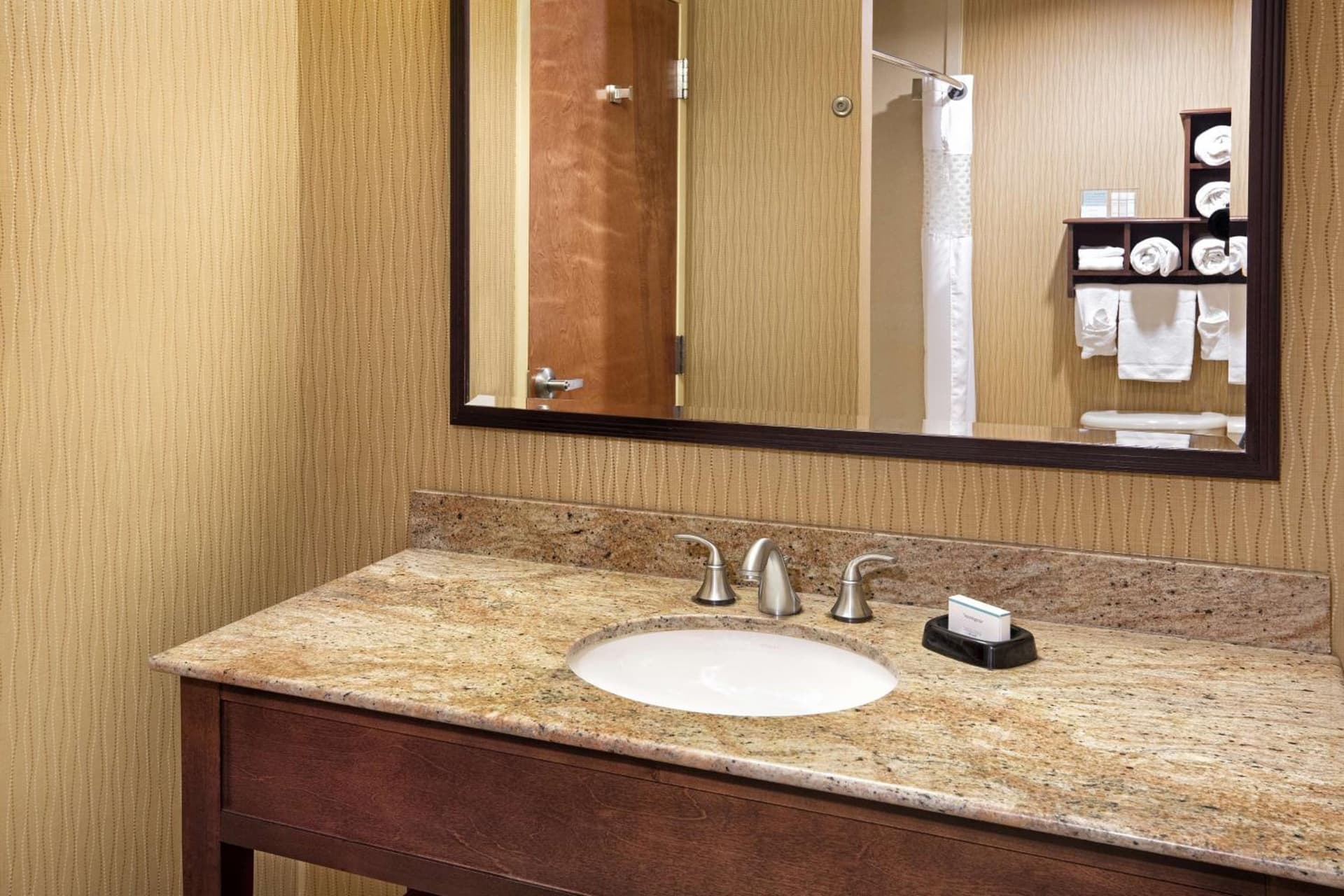 Hampton Inn West Palm Beach Central Airport gallery photo in West Palm Beach, FL — image 35