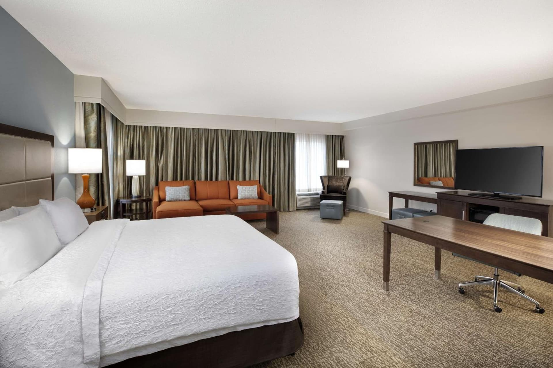 Hampton Inn West Palm Beach Central Airport gallery photo in West Palm Beach, FL — image 27