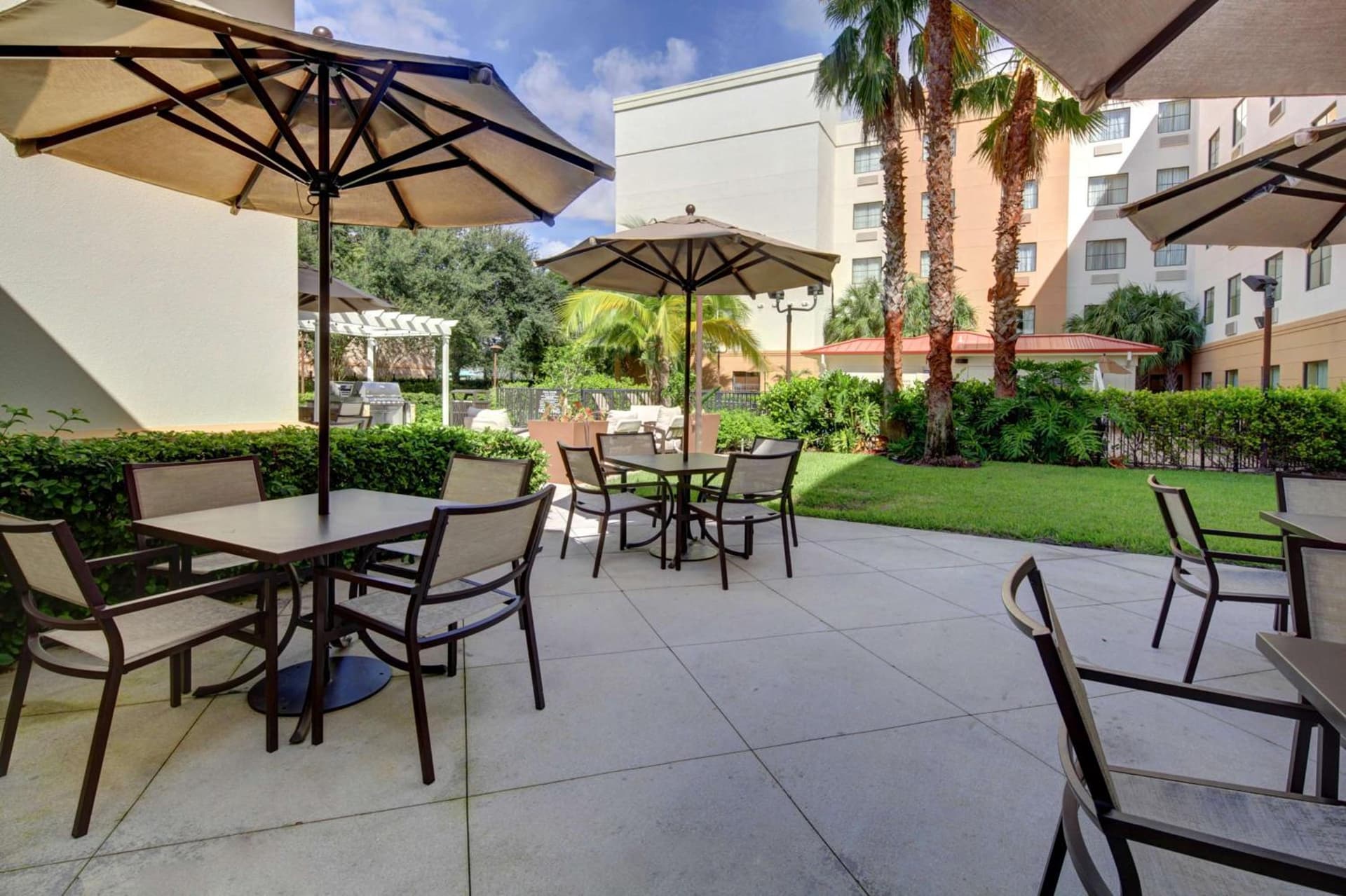 Homewood Suites by Hilton West Palm Beach interior in West Palm Beach, FL — gallery photo 2